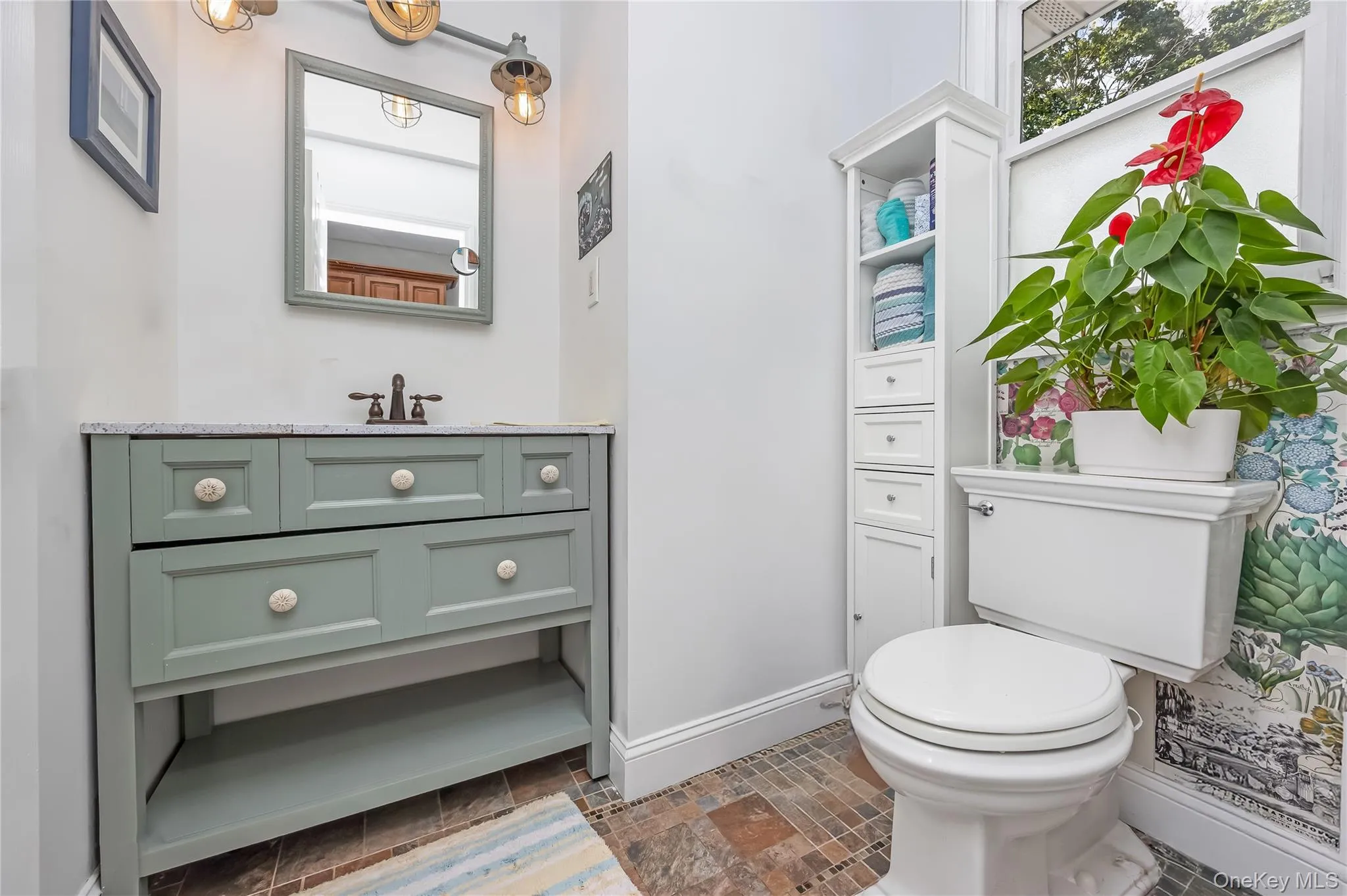 53 Thorne Street, Brookhaven, NY, 4 Bedrooms Bedrooms, 7 Rooms Rooms,1 BathroomBathrooms,Residential,For Rent,Thorne,0,1052163 53 Thorne Street, Brookhaven, NY, 4 Bedrooms Bedrooms, 7 Rooms Rooms,1 BathroomBathrooms,Residential,For Rent,Thorne,0,1052163