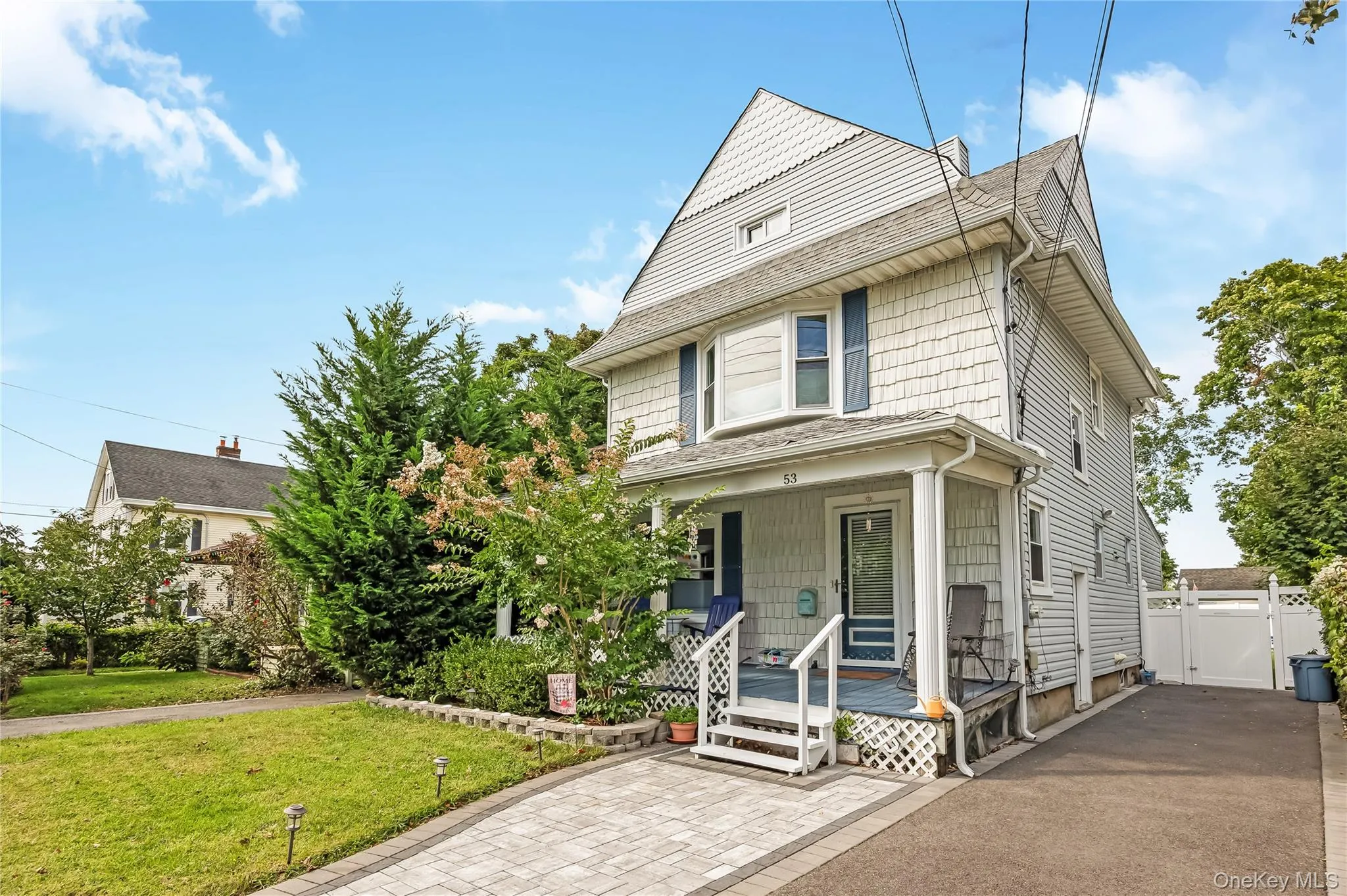 53 Thorne Street, Brookhaven, NY, 4 Bedrooms Bedrooms, 7 Rooms Rooms,1 BathroomBathrooms,Residential,For Rent,Thorne,0,1052163 53 Thorne Street, Brookhaven, NY, 4 Bedrooms Bedrooms, 7 Rooms Rooms,1 BathroomBathrooms,Residential,For Rent,Thorne,0,1052163