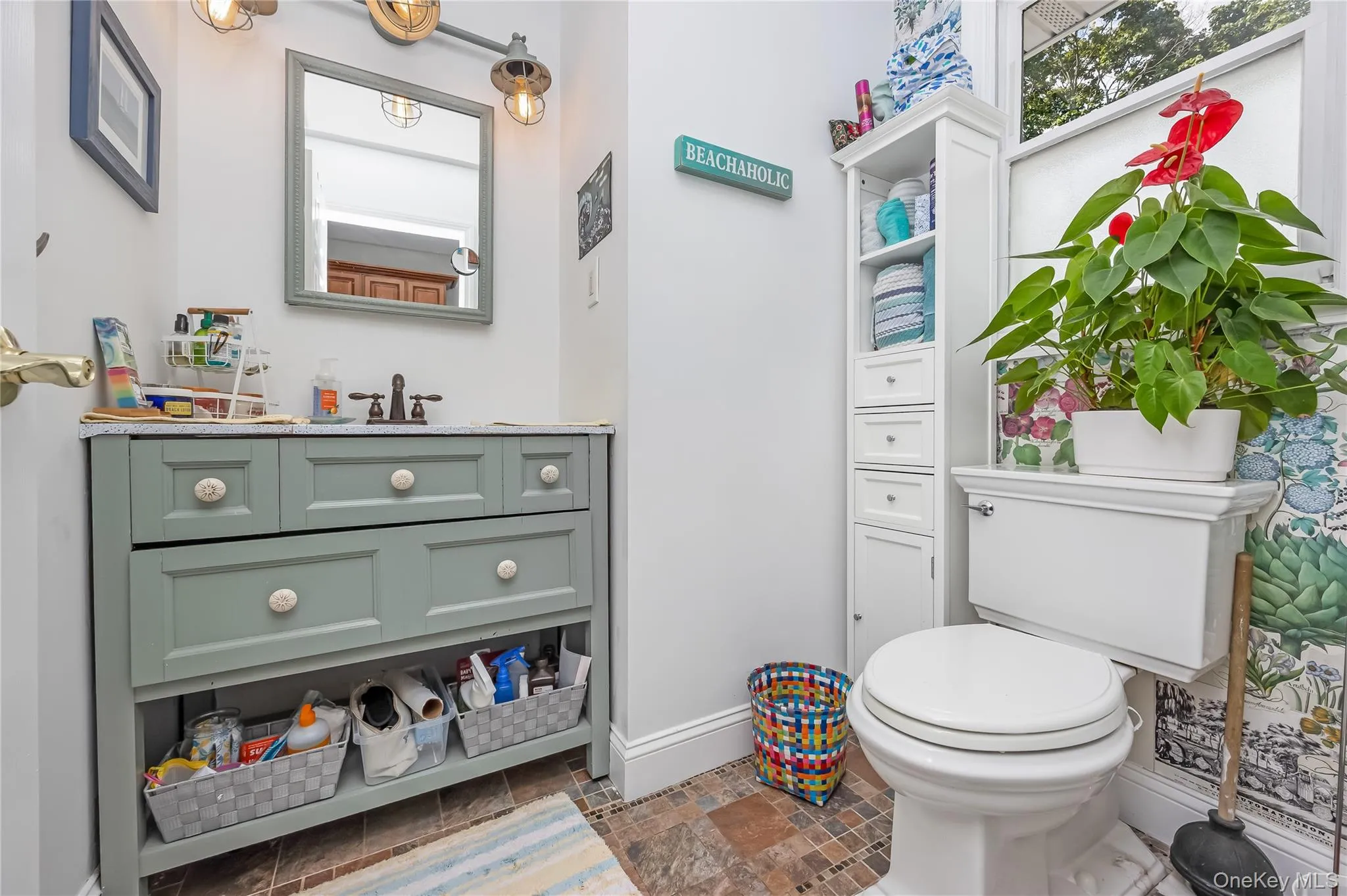 53 Thorne Street, Brookhaven, NY, 4 Bedrooms Bedrooms, 7 Rooms Rooms,1 BathroomBathrooms,Residential,For Rent,Thorne,0,1052163 53 Thorne Street, Brookhaven, NY, 4 Bedrooms Bedrooms, 7 Rooms Rooms,1 BathroomBathrooms,Residential,For Rent,Thorne,0,1052163
