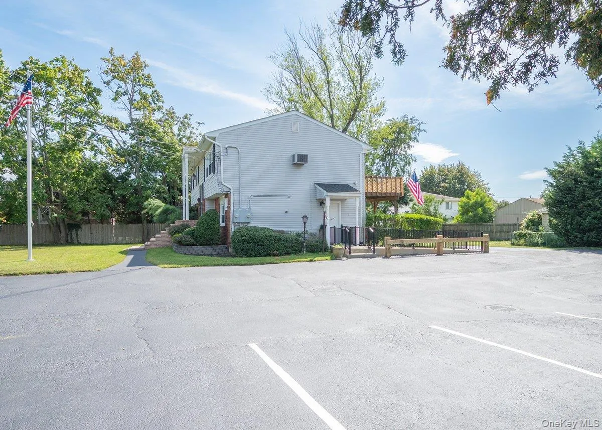 60 Little East Neck Road, Babylon, NY, ,Commercial Lease,For Rent,Little East Neck,0,1052164 60 Little East Neck Road, Babylon, NY, ,Commercial Lease,For Rent,Little East Neck,0,1052164