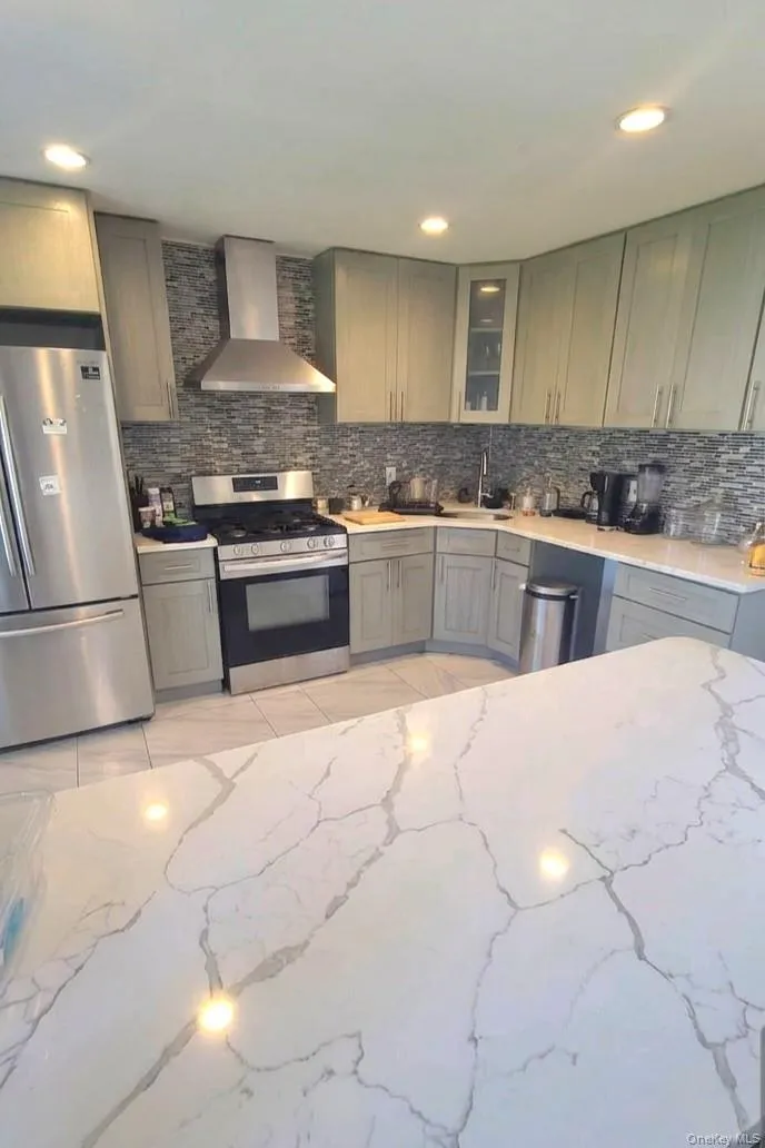 623 Nimrod Court, Babylon, NY, 3 Bedrooms Bedrooms, 6 Rooms Rooms,1 BathroomBathrooms,Residential,For Rent,Nimrod,0,1052165 623 Nimrod Court, Babylon, NY, 3 Bedrooms Bedrooms, 6 Rooms Rooms,1 BathroomBathrooms,Residential,For Rent,Nimrod,0,1052165
