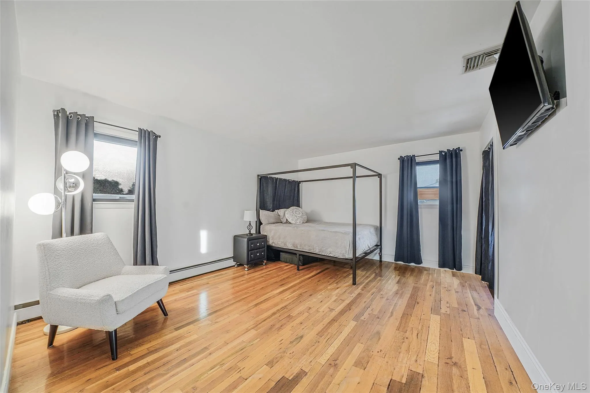 11 Susan Court, Babylon, NY, 4 Bedrooms Bedrooms, 9 Rooms Rooms,2 BathroomsBathrooms,Residential,For Rent,Susan,0,1052173 11 Susan Court, Babylon, NY, 4 Bedrooms Bedrooms, 9 Rooms Rooms,2 BathroomsBathrooms,Residential,For Rent,Susan,0,1052173