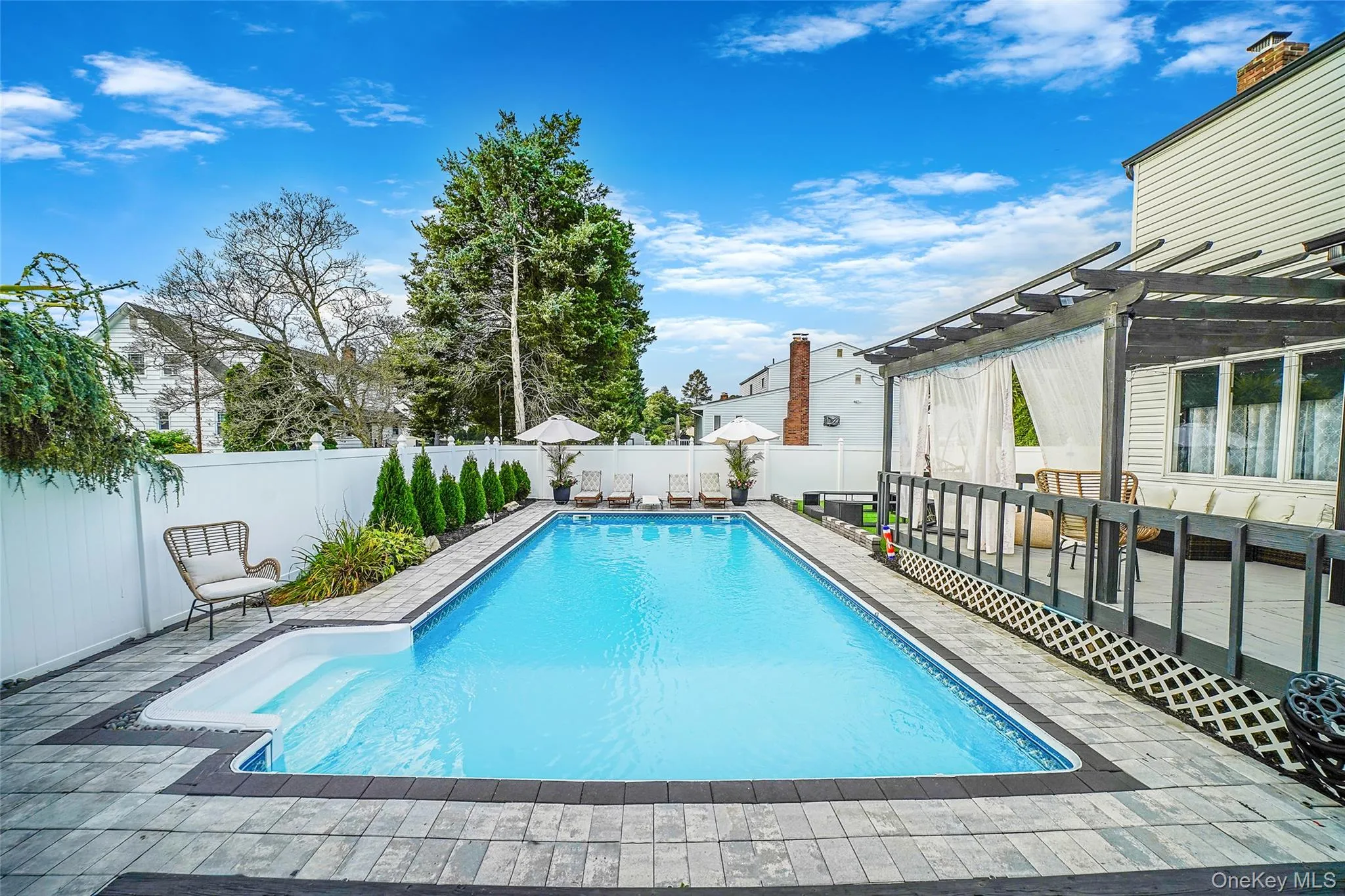 11 Susan Court, Babylon, NY, 4 Bedrooms Bedrooms, 9 Rooms Rooms,2 BathroomsBathrooms,Residential,For Rent,Susan,0,1052173 11 Susan Court, Babylon, NY, 4 Bedrooms Bedrooms, 9 Rooms Rooms,2 BathroomsBathrooms,Residential,For Rent,Susan,0,1052173
