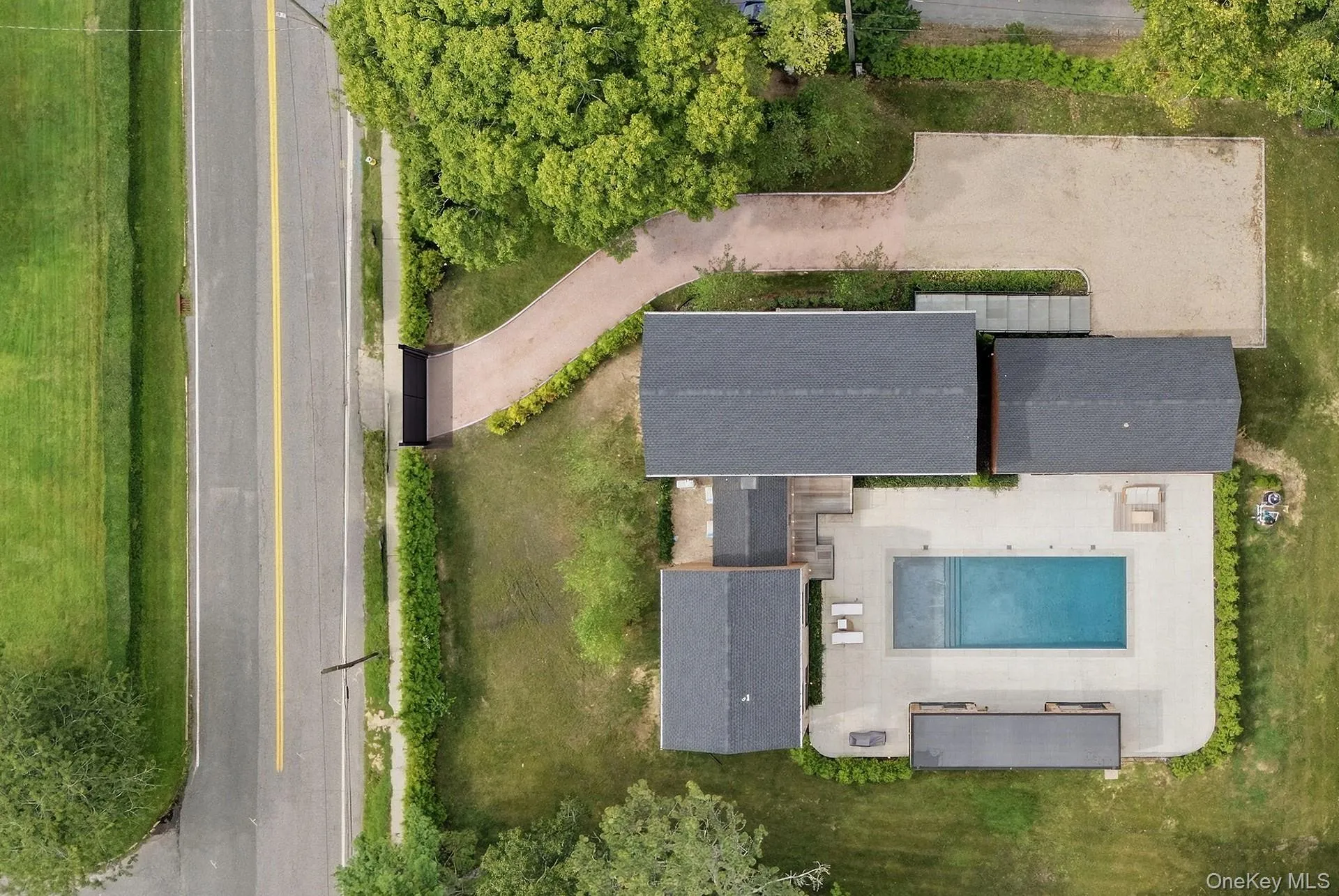 4 Linden Lane, Southampton, NY, 6 Bedrooms Bedrooms, 15 Rooms Rooms,6 BathroomsBathrooms,Residential,For Rent,Linden,0,1052175 4 Linden Lane, Southampton, NY, 6 Bedrooms Bedrooms, 15 Rooms Rooms,6 BathroomsBathrooms,Residential,For Rent,Linden,0,1052175