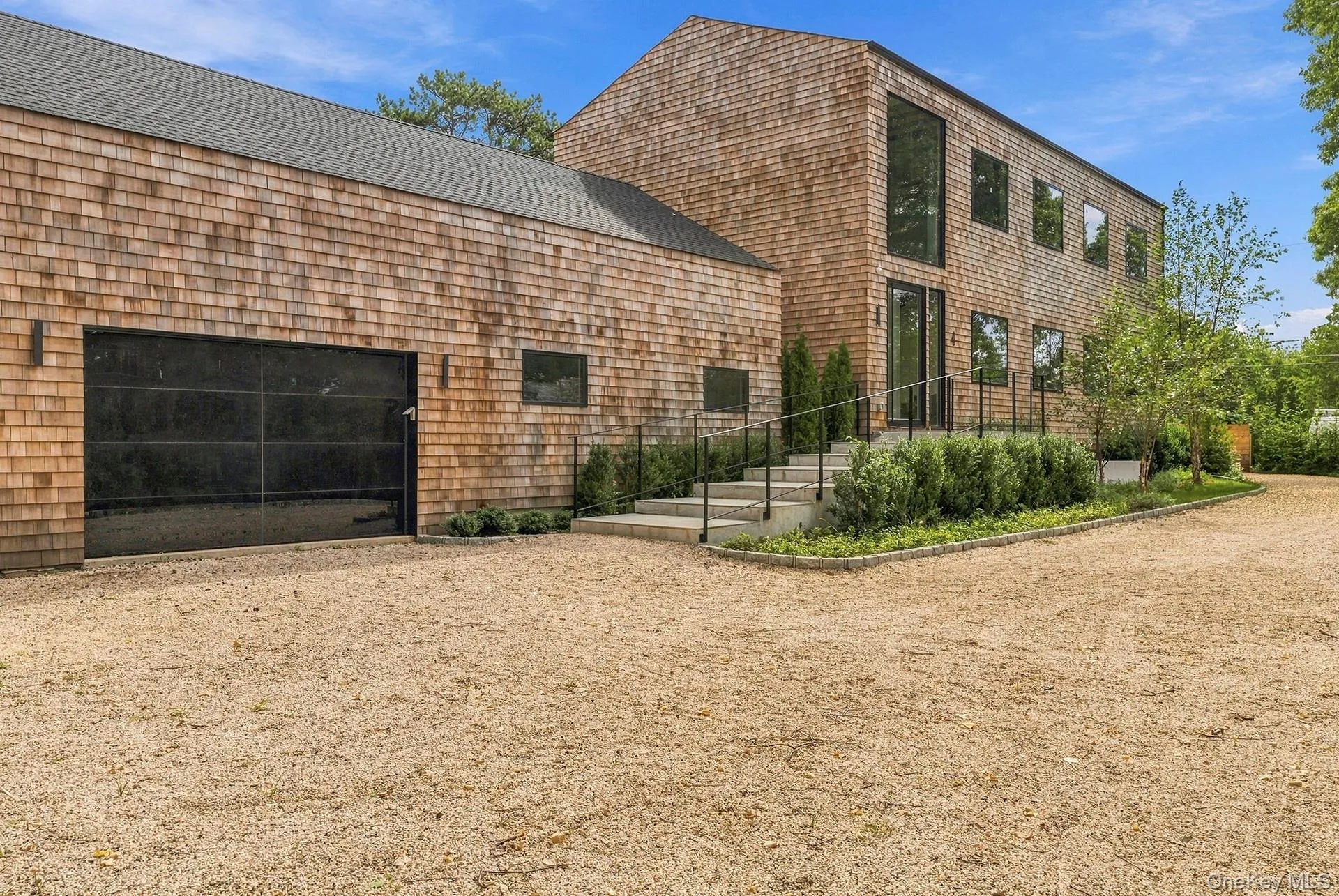 4 Linden Lane, Southampton, NY, 6 Bedrooms Bedrooms, 15 Rooms Rooms,6 BathroomsBathrooms,Residential,For Rent,Linden,0,1052175 4 Linden Lane, Southampton, NY, 6 Bedrooms Bedrooms, 15 Rooms Rooms,6 BathroomsBathrooms,Residential,For Rent,Linden,0,1052175