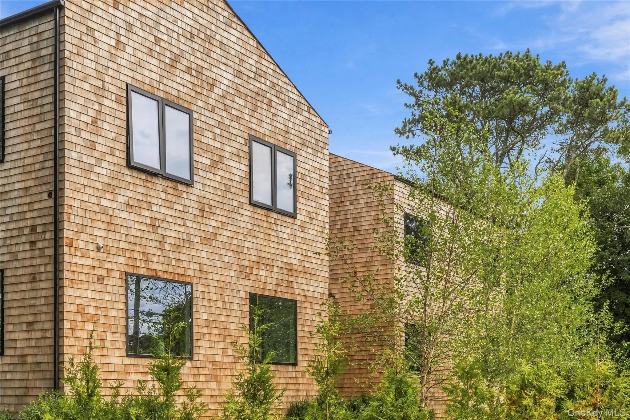 4 Linden Lane, Southampton, NY, 6 Bedrooms Bedrooms, 15 Rooms Rooms,6 BathroomsBathrooms,Residential,For Rent,Linden,0,1052175 4 Linden Lane, Southampton, NY, 6 Bedrooms Bedrooms, 15 Rooms Rooms,6 BathroomsBathrooms,Residential,For Rent,Linden,0,1052175