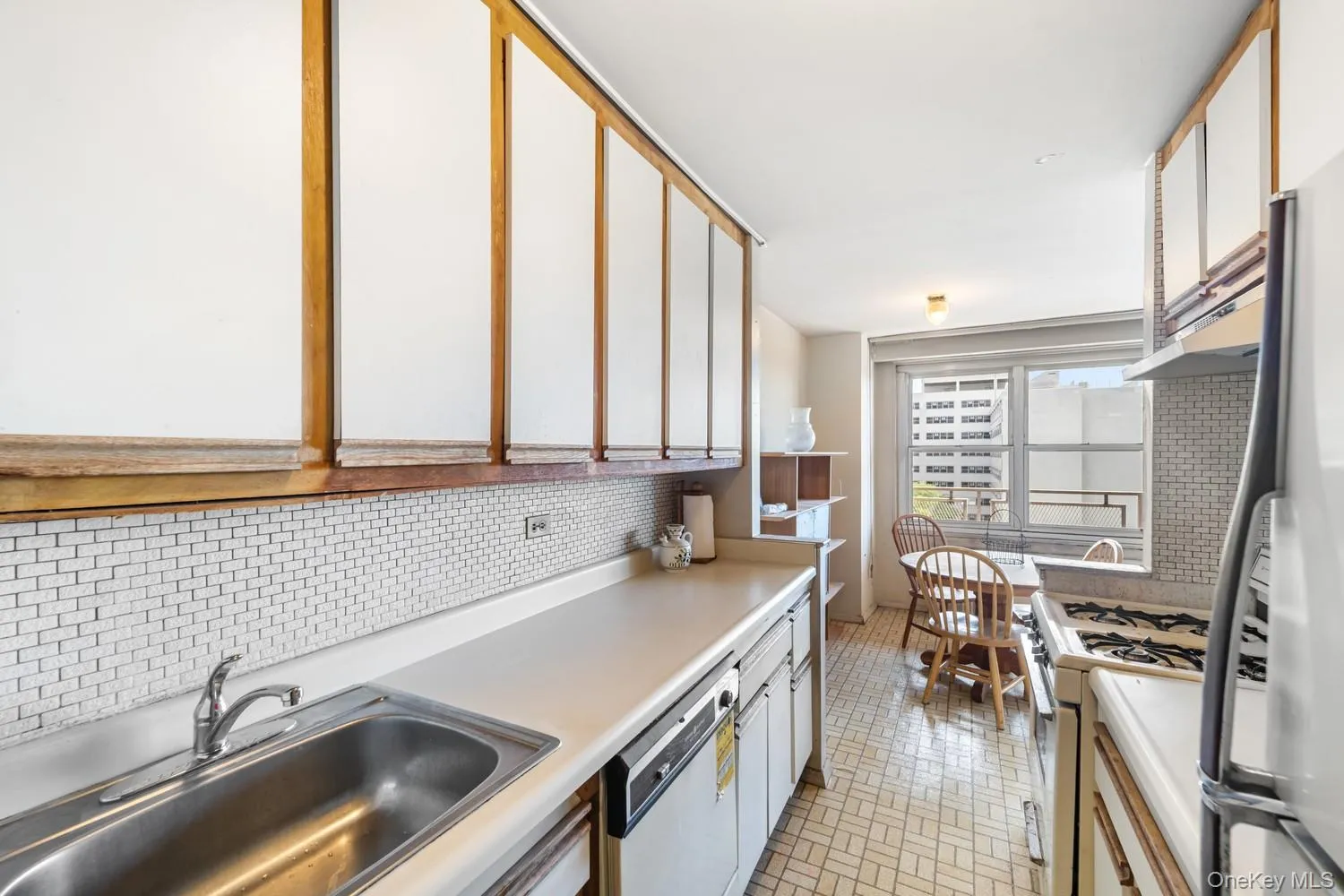 2650 Ocean Parkway, New York, NY, 1 Bedroom Bedrooms, 35 Rooms Rooms,1 BathroomBathrooms,Residential,For Rent,Ocean,0,1052179 2650 Ocean Parkway, New York, NY, 1 Bedroom Bedrooms, 35 Rooms Rooms,1 BathroomBathrooms,Residential,For Rent,Ocean,0,1052179
