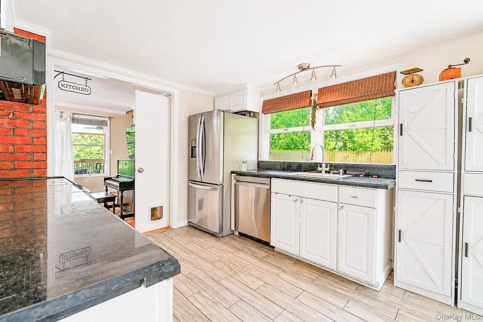 9 Jennings Avenue, Brookhaven, NY, 2 Bedrooms Bedrooms, 6 Rooms Rooms,1 BathroomBathrooms,Residential,For Rent,Jennings,0,1052181 9 Jennings Avenue, Brookhaven, NY, 2 Bedrooms Bedrooms, 6 Rooms Rooms,1 BathroomBathrooms,Residential,For Rent,Jennings,0,1052181