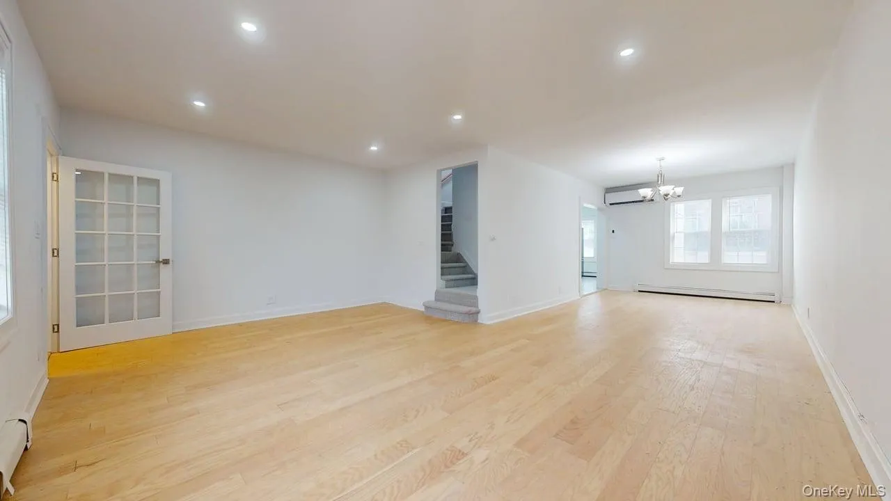 85-40 68th Avenue, New York, NY, 3 Bedrooms Bedrooms, 6 Rooms Rooms,2 BathroomsBathrooms,Residential,For Rent,68th,0,1052195 85-40 68th Avenue, New York, NY, 3 Bedrooms Bedrooms, 6 Rooms Rooms,2 BathroomsBathrooms,Residential,For Rent,68th,0,1052195