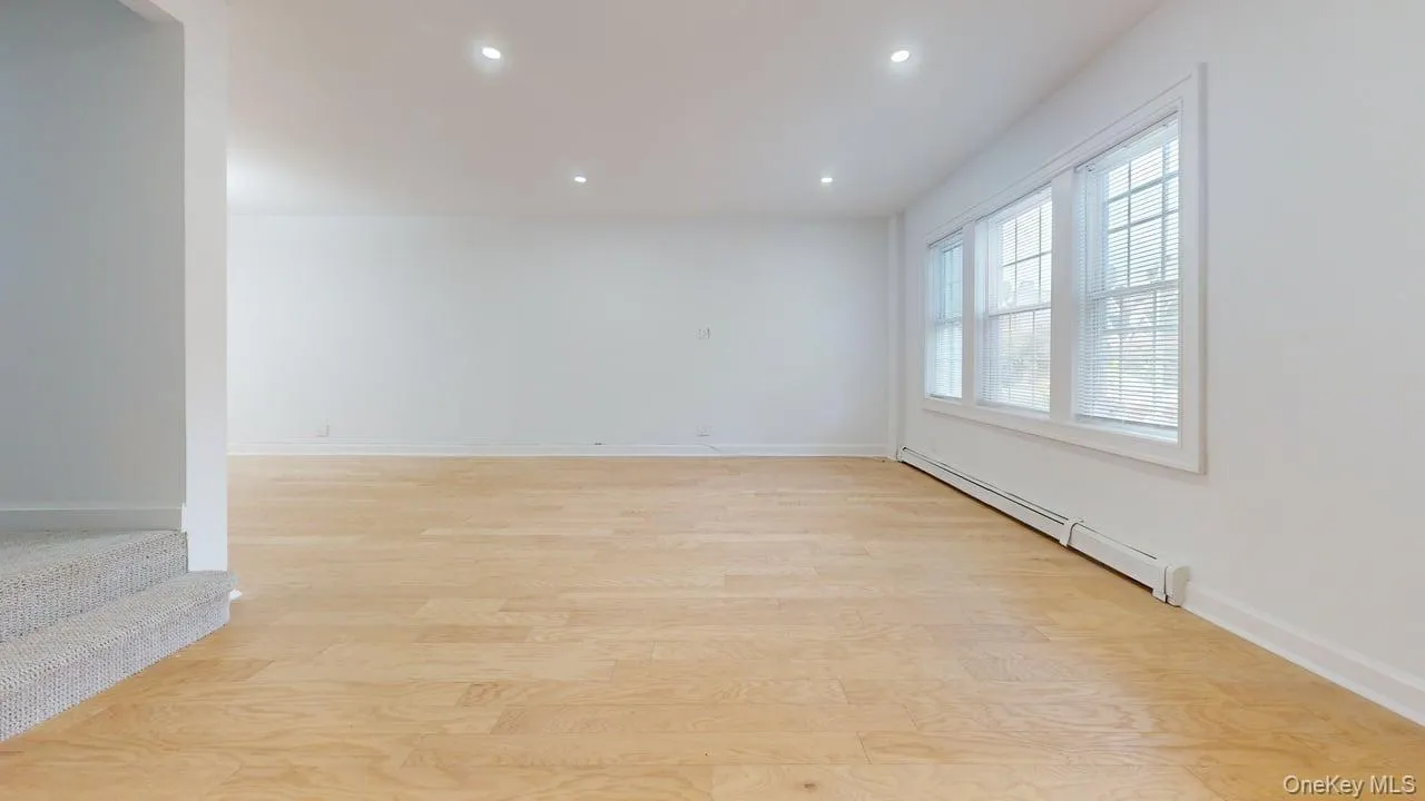 85-40 68th Avenue, New York, NY, 3 Bedrooms Bedrooms, 6 Rooms Rooms,2 BathroomsBathrooms,Residential,For Rent,68th,0,1052195 85-40 68th Avenue, New York, NY, 3 Bedrooms Bedrooms, 6 Rooms Rooms,2 BathroomsBathrooms,Residential,For Rent,68th,0,1052195