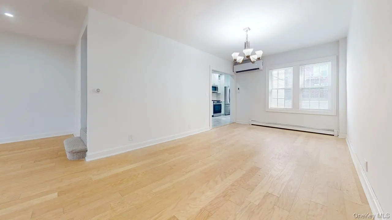 85-40 68th Avenue, New York, NY, 3 Bedrooms Bedrooms, 6 Rooms Rooms,2 BathroomsBathrooms,Residential,For Rent,68th,0,1052195 85-40 68th Avenue, New York, NY, 3 Bedrooms Bedrooms, 6 Rooms Rooms,2 BathroomsBathrooms,Residential,For Rent,68th,0,1052195