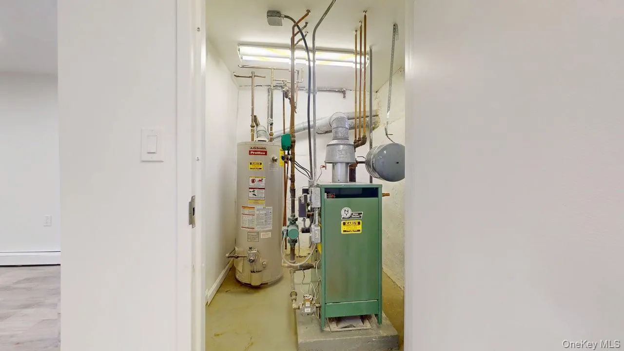 85-40 68th Avenue, New York, NY, 3 Bedrooms Bedrooms, 6 Rooms Rooms,2 BathroomsBathrooms,Residential,For Rent,68th,0,1052195 85-40 68th Avenue, New York, NY, 3 Bedrooms Bedrooms, 6 Rooms Rooms,2 BathroomsBathrooms,Residential,For Rent,68th,0,1052195