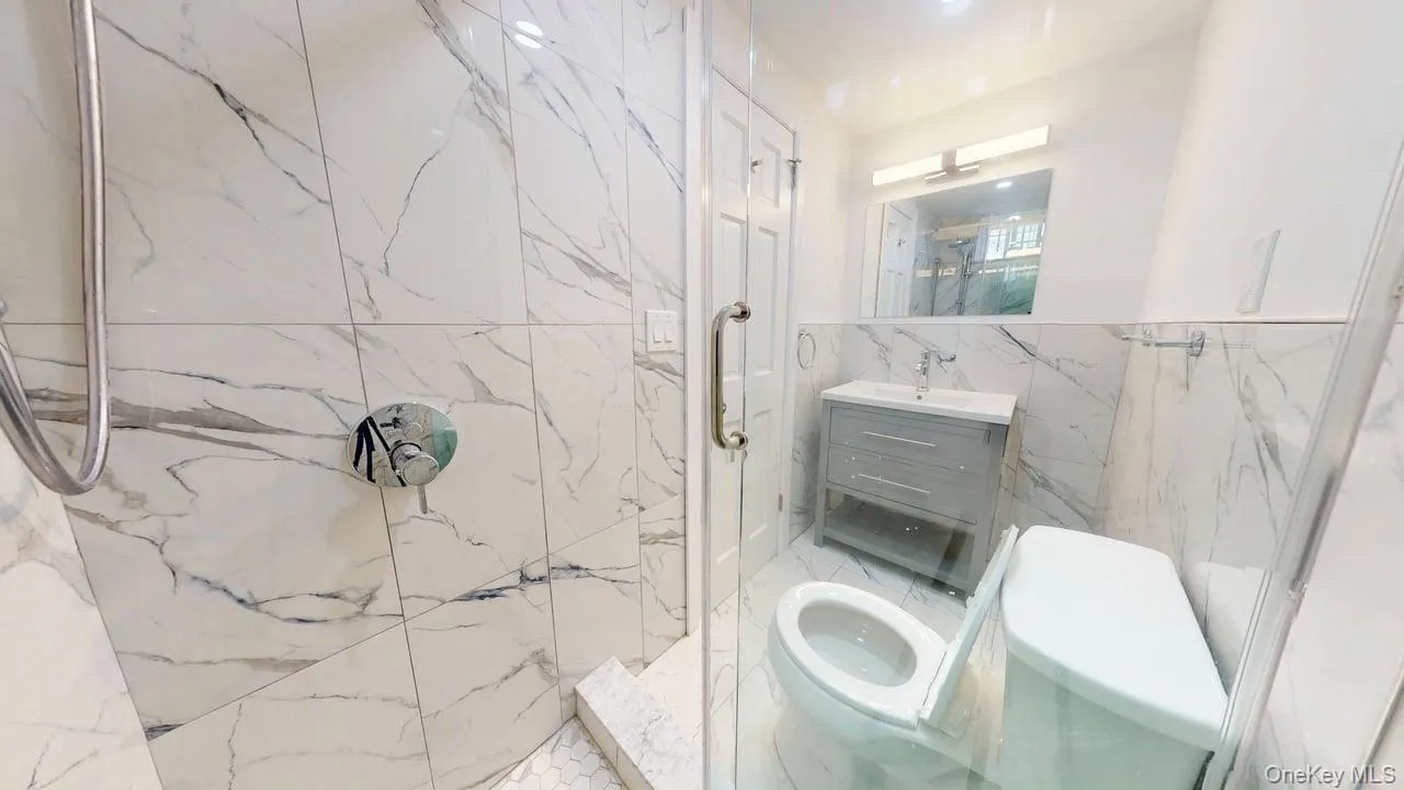 85-40 68th Avenue, New York, NY, 3 Bedrooms Bedrooms, 6 Rooms Rooms,2 BathroomsBathrooms,Residential,For Rent,68th,0,1052195 85-40 68th Avenue, New York, NY, 3 Bedrooms Bedrooms, 6 Rooms Rooms,2 BathroomsBathrooms,Residential,For Rent,68th,0,1052195