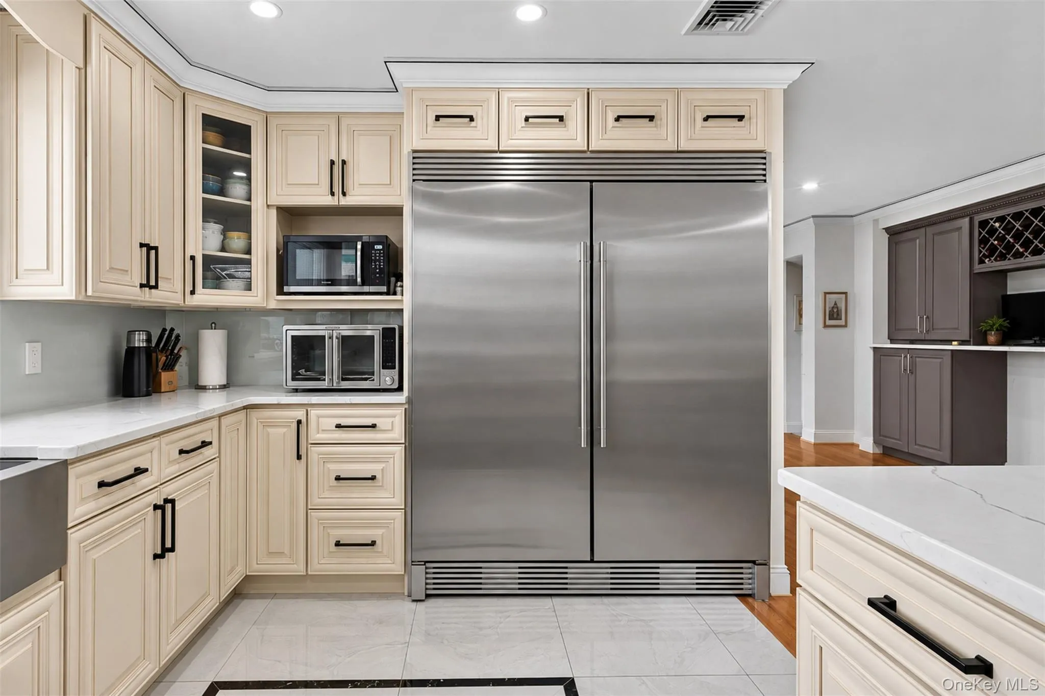 31 Colony Lane, Oyster Bay, NY, 5 Bedrooms Bedrooms, 9 Rooms Rooms,3 BathroomsBathrooms,Residential,For Rent,Colony,0,1052202 31 Colony Lane, Oyster Bay, NY, 5 Bedrooms Bedrooms, 9 Rooms Rooms,3 BathroomsBathrooms,Residential,For Rent,Colony,0,1052202