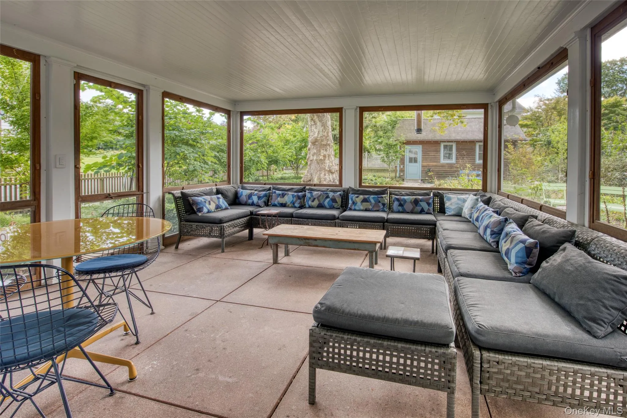 screened porch screened porch