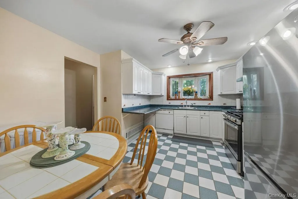 11 Jasinski Road, Ramapo, NY, 3 Bedrooms Bedrooms, 8 Rooms Rooms,2 BathroomsBathrooms,Residential,For Rent,Jasinski,0,1052204 11 Jasinski Road, Ramapo, NY, 3 Bedrooms Bedrooms, 8 Rooms Rooms,2 BathroomsBathrooms,Residential,For Rent,Jasinski,0,1052204