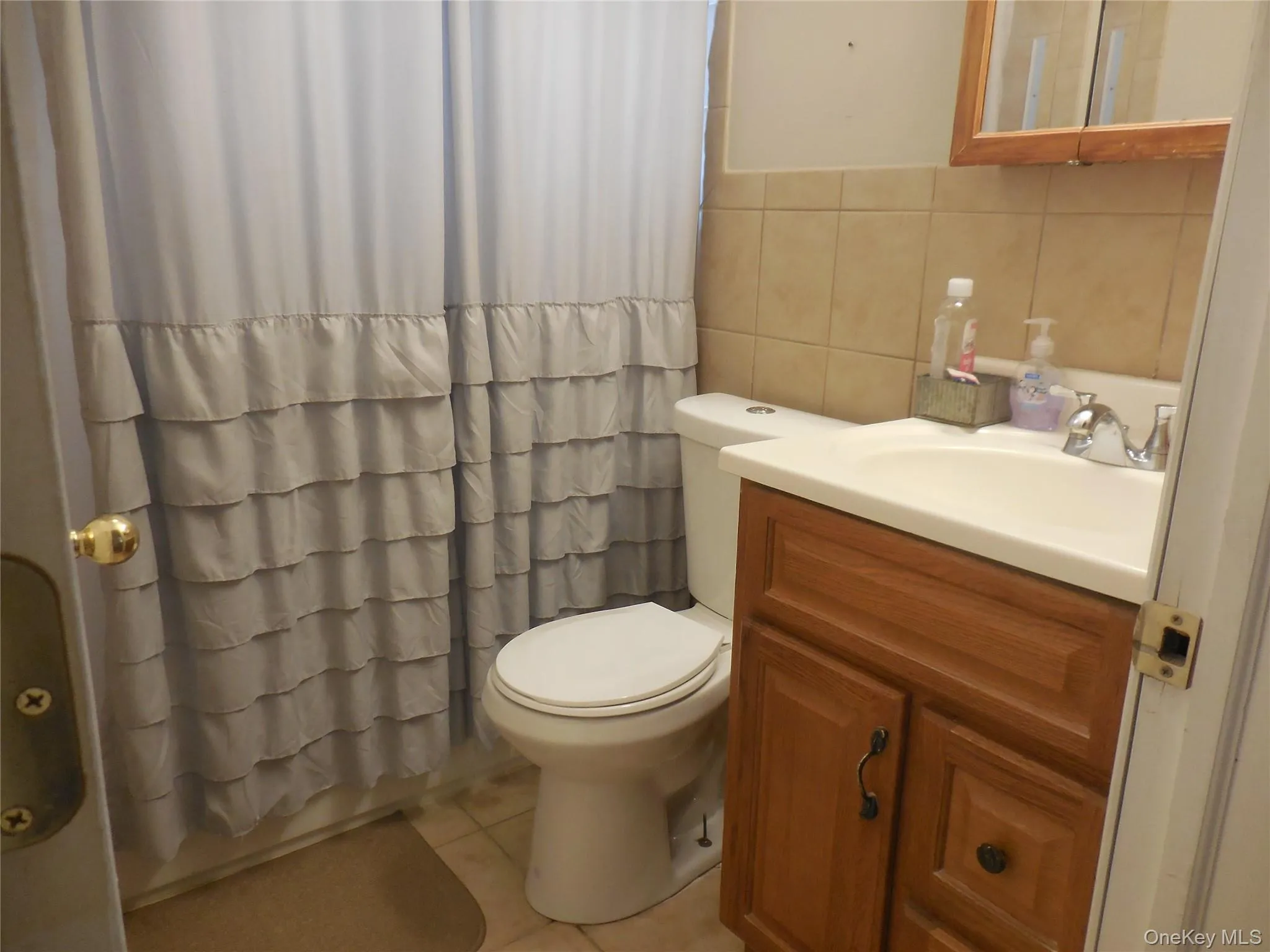 149 Rule Street, Hempstead, NY, 3 Bedrooms Bedrooms, 5 Rooms Rooms,2 BathroomsBathrooms,Residential,For Rent,Rule,0,1052205 149 Rule Street, Hempstead, NY, 3 Bedrooms Bedrooms, 5 Rooms Rooms,2 BathroomsBathrooms,Residential,For Rent,Rule,0,1052205