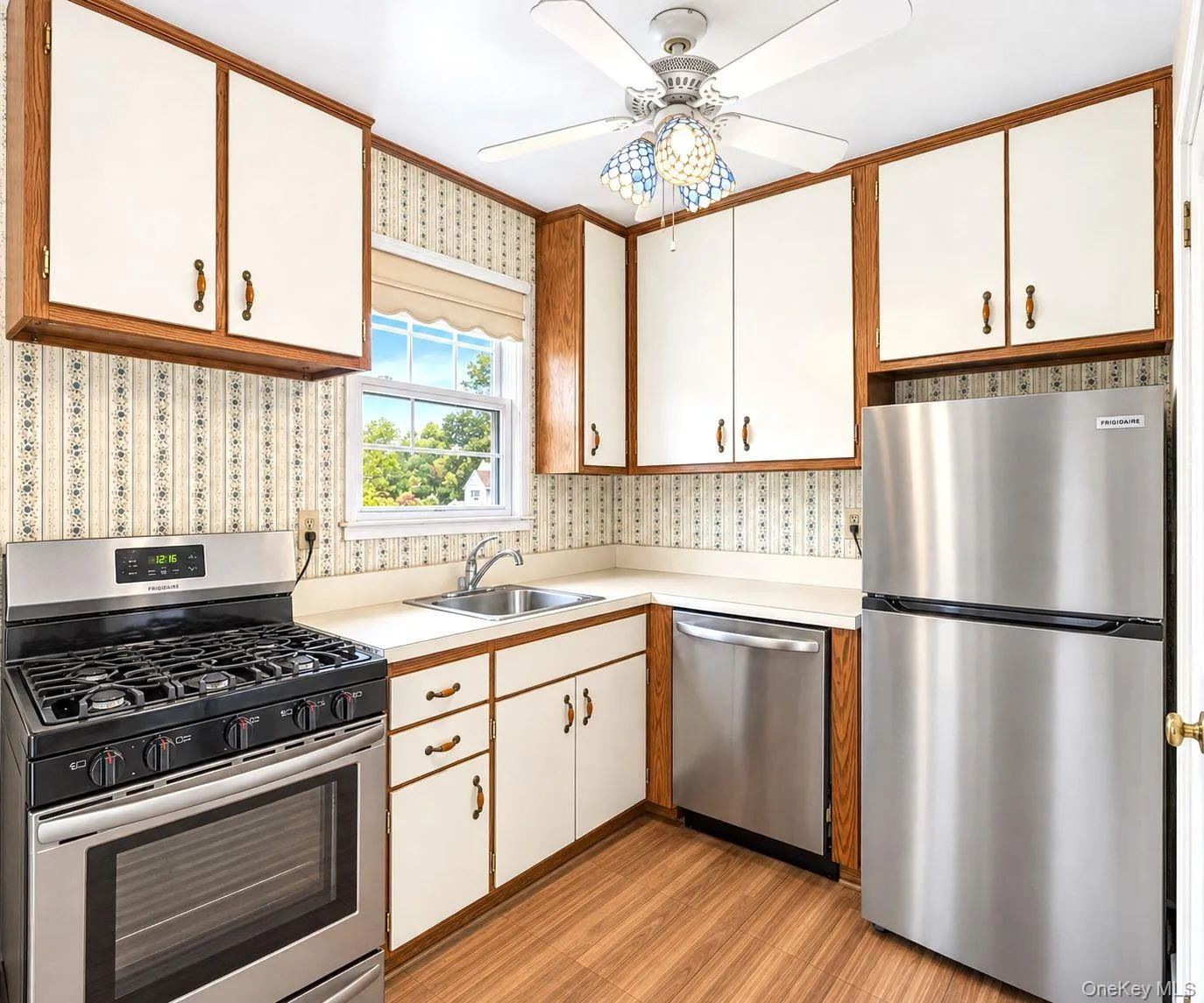 3221 Wilshire Lane, Islip, NY, 1 Bedroom Bedrooms, 4 Rooms Rooms,1 BathroomBathrooms,Residential,For Rent,Wilshire Lane,0,1052208 3221 Wilshire Lane, Islip, NY, 1 Bedroom Bedrooms, 4 Rooms Rooms,1 BathroomBathrooms,Residential,For Rent,Wilshire Lane,0,1052208
