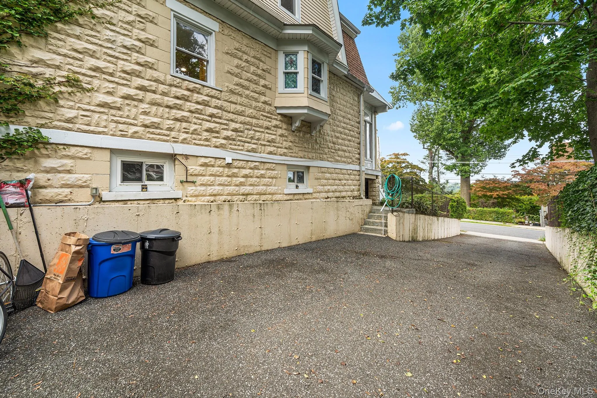 72 Dalton Road, Yonkers, NY, 3 Bedrooms Bedrooms, 8 Rooms Rooms,2 BathroomsBathrooms,Residential,For Rent,Dalton,0,1052215 72 Dalton Road, Yonkers, NY, 3 Bedrooms Bedrooms, 8 Rooms Rooms,2 BathroomsBathrooms,Residential,For Rent,Dalton,0,1052215