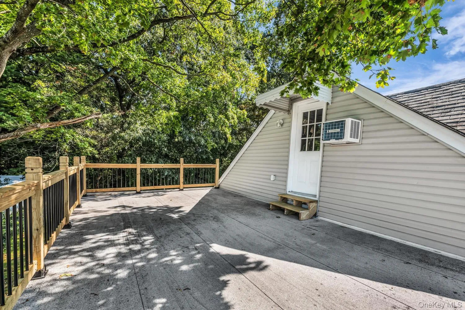 26 Shelley Place, Huntington, NY, 4 Bedrooms Bedrooms, 6 Rooms Rooms,2 BathroomsBathrooms,Residential,For Rent,Shelley,0,1052216 26 Shelley Place, Huntington, NY, 4 Bedrooms Bedrooms, 6 Rooms Rooms,2 BathroomsBathrooms,Residential,For Rent,Shelley,0,1052216