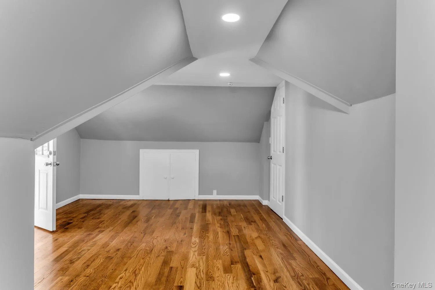 26 Shelley Place, Huntington, NY, 4 Bedrooms Bedrooms, 6 Rooms Rooms,2 BathroomsBathrooms,Residential,For Rent,Shelley,0,1052216 26 Shelley Place, Huntington, NY, 4 Bedrooms Bedrooms, 6 Rooms Rooms,2 BathroomsBathrooms,Residential,For Rent,Shelley,0,1052216