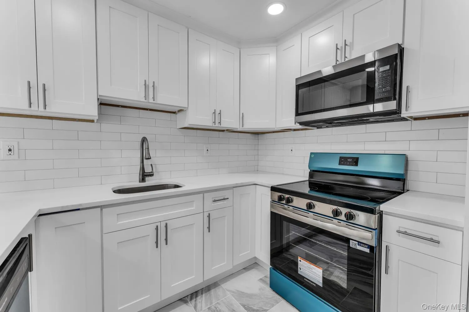26 Shelley Place, Huntington, NY, 4 Bedrooms Bedrooms, 6 Rooms Rooms,2 BathroomsBathrooms,Residential,For Rent,Shelley,0,1052216 26 Shelley Place, Huntington, NY, 4 Bedrooms Bedrooms, 6 Rooms Rooms,2 BathroomsBathrooms,Residential,For Rent,Shelley,0,1052216