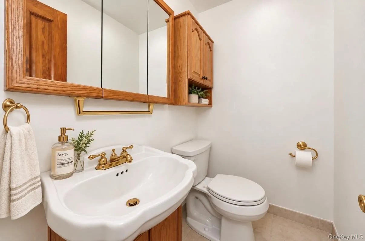 633 Oscawana Lake Road, Putnam Valley, NY, 2 Bedrooms Bedrooms, 8 Rooms Rooms,1 BathroomBathrooms,Residential Lease,For Rent,Oscawana Lake,0,1052222 633 Oscawana Lake Road, Putnam Valley, NY, 2 Bedrooms Bedrooms, 8 Rooms Rooms,1 BathroomBathrooms,Residential Lease,For Rent,Oscawana Lake,0,1052222