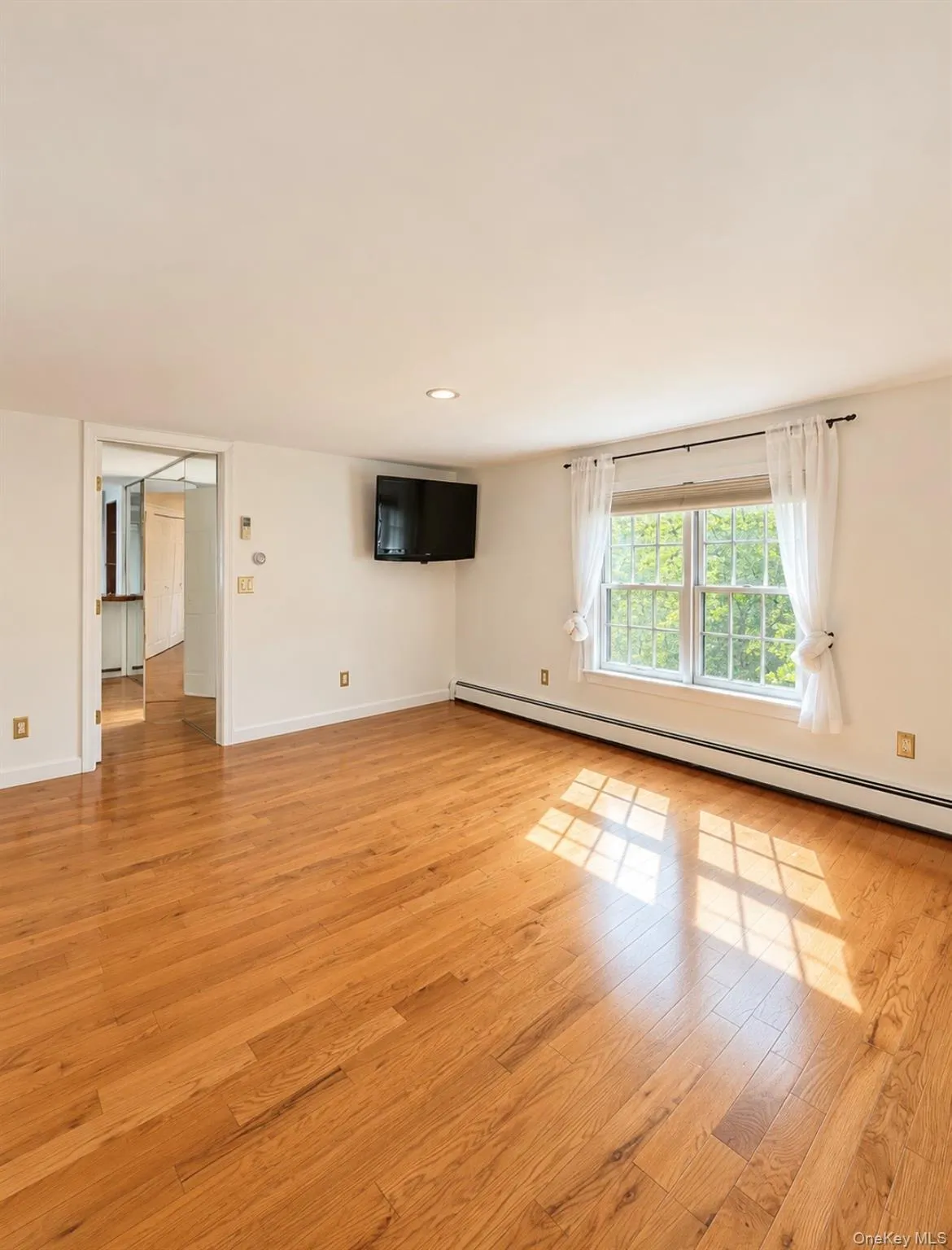 633 Oscawana Lake Road, Putnam Valley, NY, 2 Bedrooms Bedrooms, 8 Rooms Rooms,1 BathroomBathrooms,Residential Lease,For Rent,Oscawana Lake,0,1052222 633 Oscawana Lake Road, Putnam Valley, NY, 2 Bedrooms Bedrooms, 8 Rooms Rooms,1 BathroomBathrooms,Residential Lease,For Rent,Oscawana Lake,0,1052222