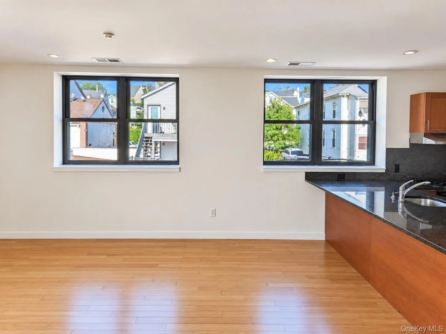 73 Spring Street, Ossining, NY, 1 Bedroom Bedrooms, 4 Rooms Rooms,1 BathroomBathrooms,Residential,For Rent,Spring,0,1052224 73 Spring Street, Ossining, NY, 1 Bedroom Bedrooms, 4 Rooms Rooms,1 BathroomBathrooms,Residential,For Rent,Spring,0,1052224