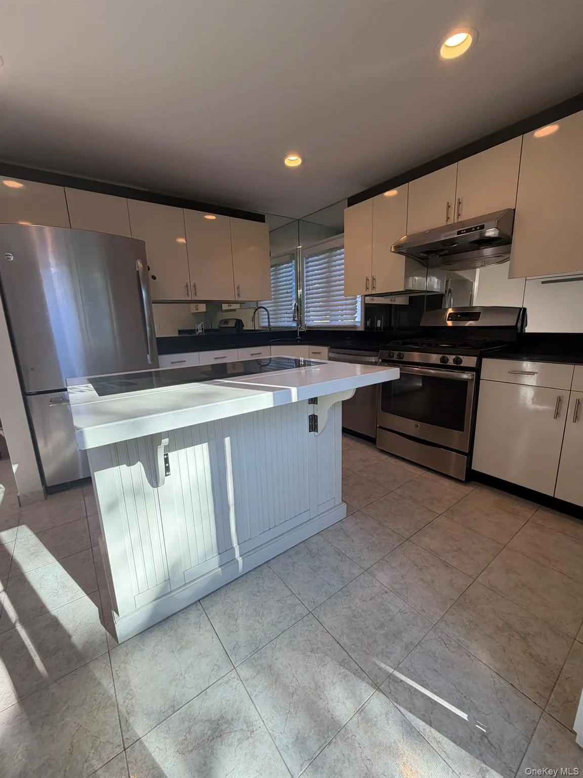 239 Cleveland Avenue, Hempstead, NY, 3 Bedrooms Bedrooms, 7 Rooms Rooms,2 BathroomsBathrooms,Residential Lease,For Rent,Cleveland,0,1052234 239 Cleveland Avenue, Hempstead, NY, 3 Bedrooms Bedrooms, 7 Rooms Rooms,2 BathroomsBathrooms,Residential Lease,For Rent,Cleveland,0,1052234