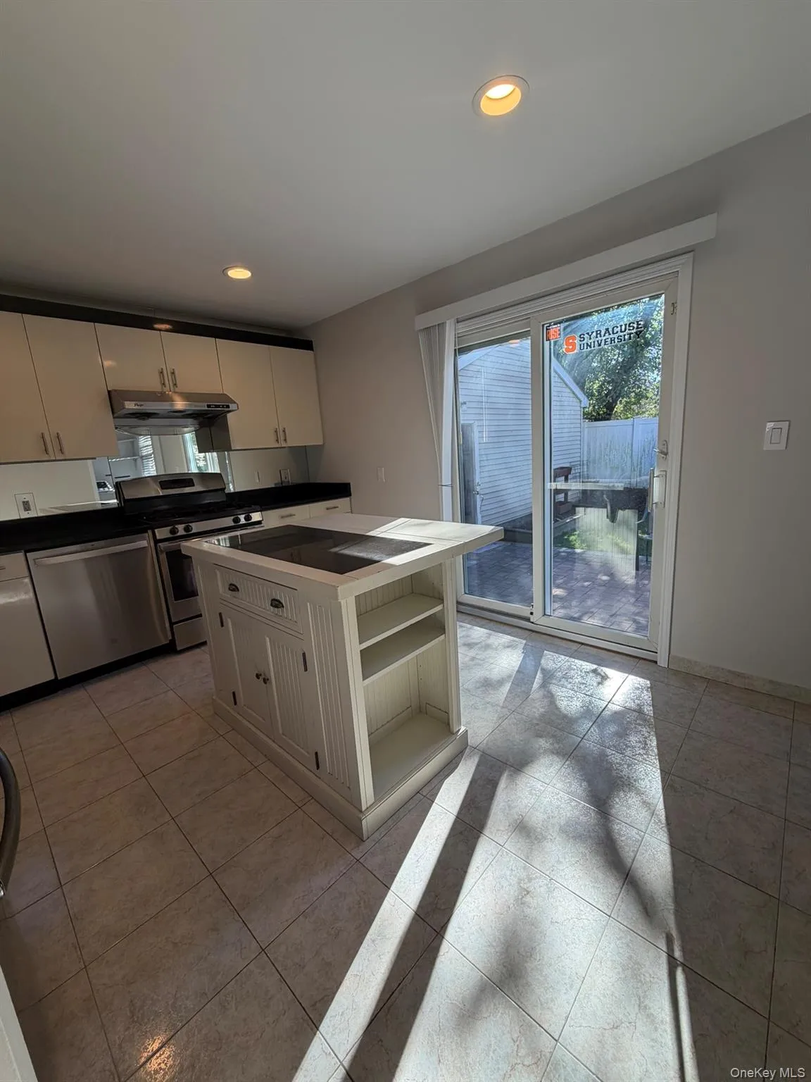 239 Cleveland Avenue, Hempstead, NY, 3 Bedrooms Bedrooms, 7 Rooms Rooms,2 BathroomsBathrooms,Residential Lease,For Rent,Cleveland,0,1052234 239 Cleveland Avenue, Hempstead, NY, 3 Bedrooms Bedrooms, 7 Rooms Rooms,2 BathroomsBathrooms,Residential Lease,For Rent,Cleveland,0,1052234