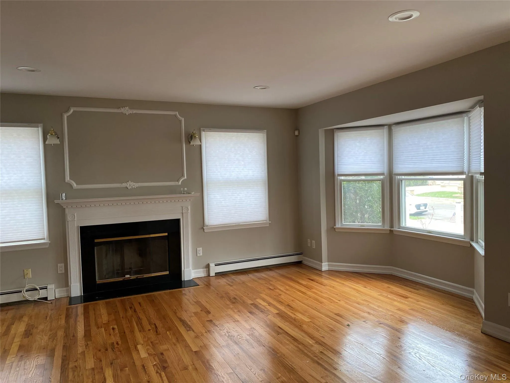239 Cleveland Avenue, Hempstead, NY, 3 Bedroom Bedrooms, 7 Room Rooms,2 BathroomBathrooms,Residential Lease,For Rent,Cleveland,0,1052234 239 Cleveland Avenue, Hempstead, NY, 3 Bedroom Bedrooms, 7 Room Rooms,2 BathroomBathrooms,Residential Lease,For Rent,Cleveland,0,1052234
