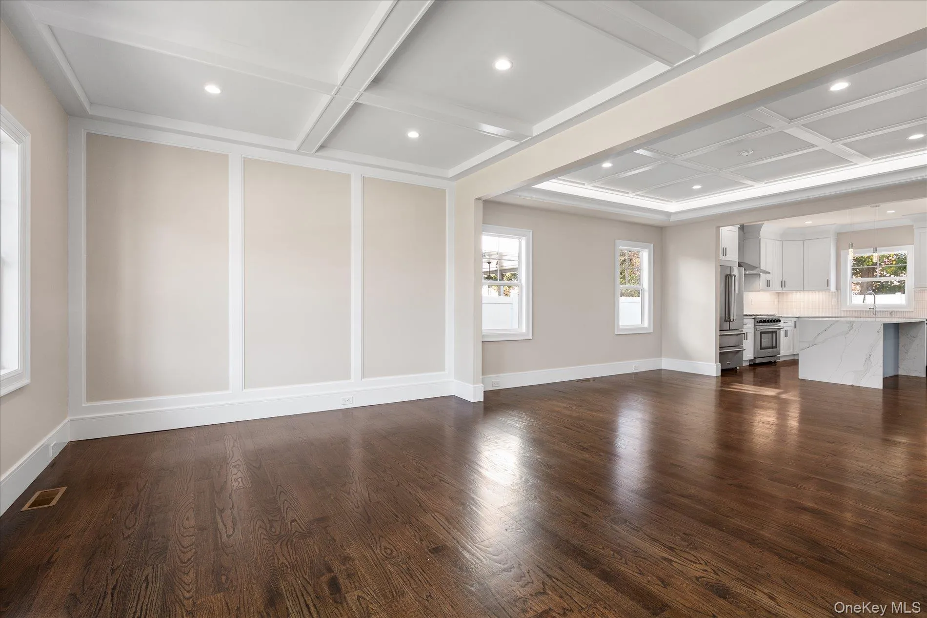 183 Park Lane, Oyster Bay, NY, 5 Bedrooms Bedrooms, 10 Rooms Rooms,3 BathroomsBathrooms,Residential,For Rent,Park,0,1052243 183 Park Lane, Oyster Bay, NY, 5 Bedrooms Bedrooms, 10 Rooms Rooms,3 BathroomsBathrooms,Residential,For Rent,Park,0,1052243