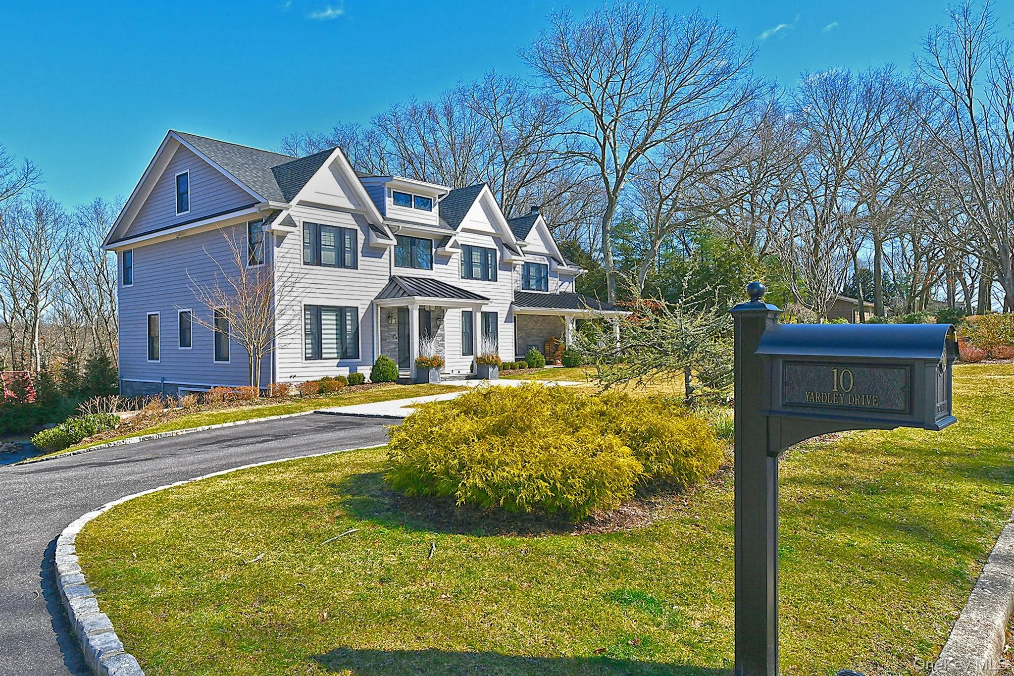 10 Yardley Drive, Huntington, NY, 5 Bedrooms Bedrooms, 11 Rooms Rooms,4 BathroomsBathrooms,Residential,For Rent,Yardley,0,1052249 10 Yardley Drive, Huntington, NY, 5 Bedrooms Bedrooms, 11 Rooms Rooms,4 BathroomsBathrooms,Residential,For Rent,Yardley,0,1052249