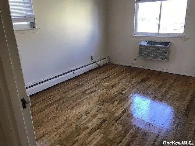 212-01 41 Avenue, New York, NY, 3 Bedrooms Bedrooms, 7 Rooms Rooms,2 BathroomsBathrooms,Residential Lease,For Rent,41 Avenue,0,1052251 212-01 41 Avenue, New York, NY, 3 Bedrooms Bedrooms, 7 Rooms Rooms,2 BathroomsBathrooms,Residential Lease,For Rent,41 Avenue,0,1052251