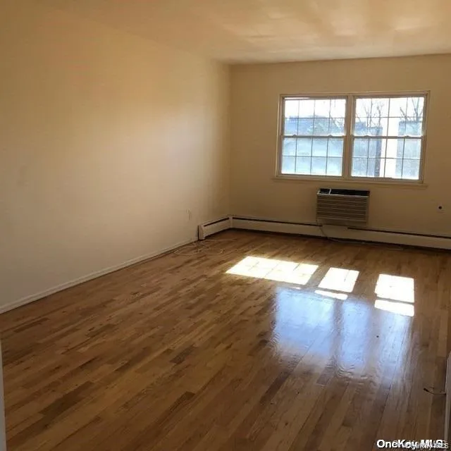 212-01 41 Avenue, New York, NY, 3 Bedrooms Bedrooms, 7 Rooms Rooms,2 BathroomsBathrooms,Residential Lease,For Rent,41 Avenue,0,1052251 212-01 41 Avenue, New York, NY, 3 Bedrooms Bedrooms, 7 Rooms Rooms,2 BathroomsBathrooms,Residential Lease,For Rent,41 Avenue,0,1052251