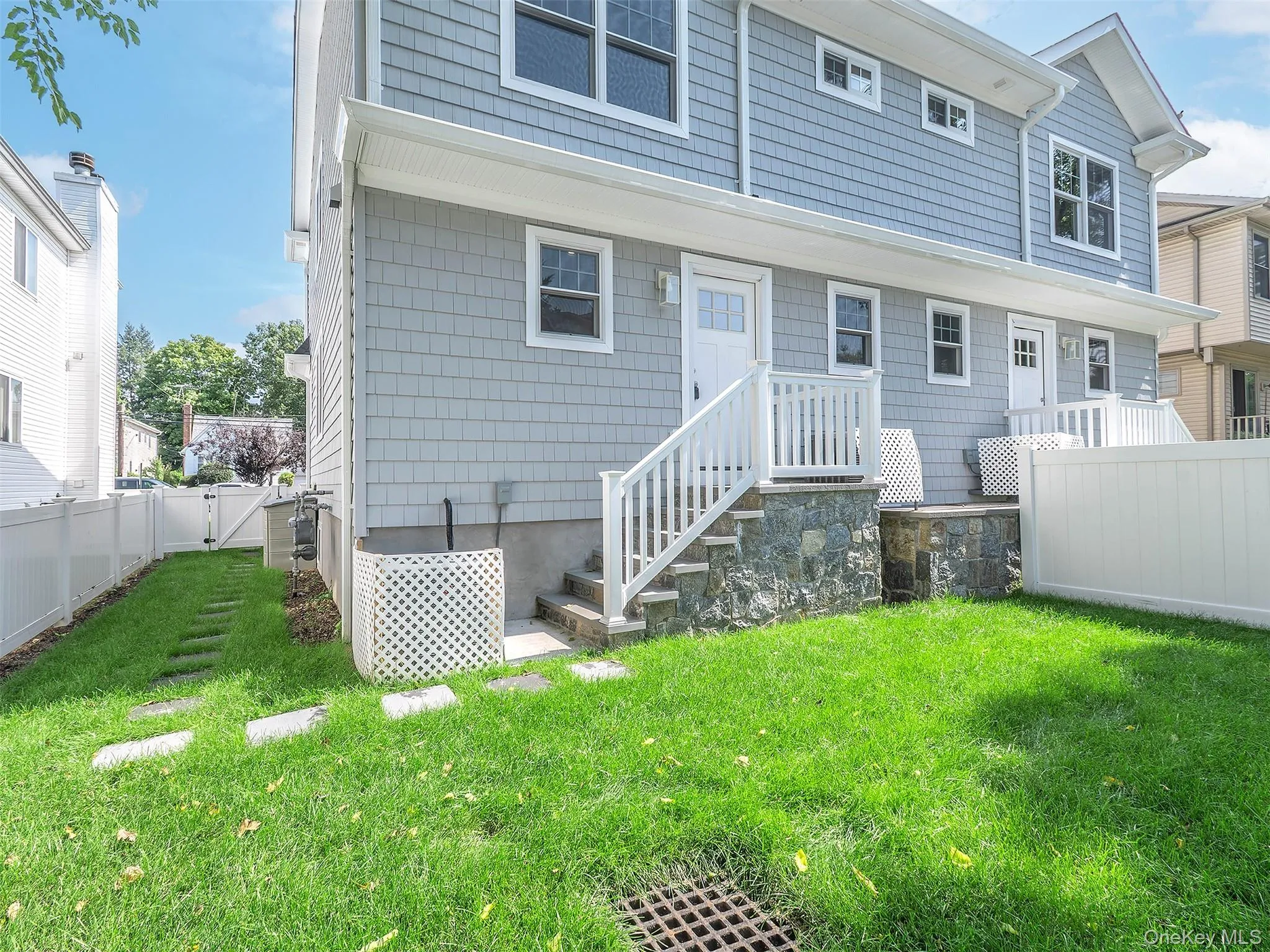 59 Edgewood Road, North Hempstead, NY, 3 Bedrooms Bedrooms, 6 Rooms Rooms,3 BathroomsBathrooms,Residential Lease,For Rent,Edgewood,0,1052256 59 Edgewood Road, North Hempstead, NY, 3 Bedrooms Bedrooms, 6 Rooms Rooms,3 BathroomsBathrooms,Residential Lease,For Rent,Edgewood,0,1052256
