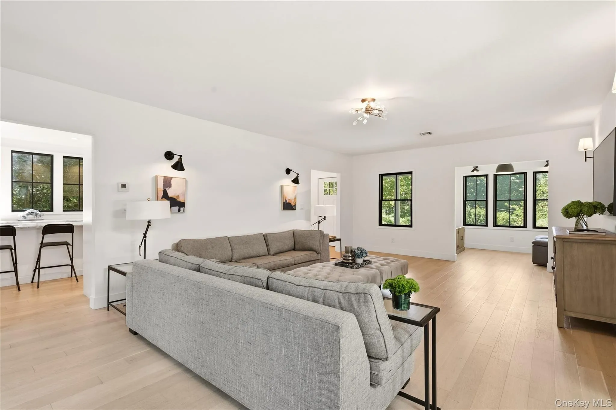 10 The Locusts, North Hempstead, NY, 3 Bedrooms Bedrooms, 7 Rooms Rooms,2 BathroomsBathrooms,Residential,For Rent,The Locusts,0,1052257 10 The Locusts, North Hempstead, NY, 3 Bedrooms Bedrooms, 7 Rooms Rooms,2 BathroomsBathrooms,Residential,For Rent,The Locusts,0,1052257