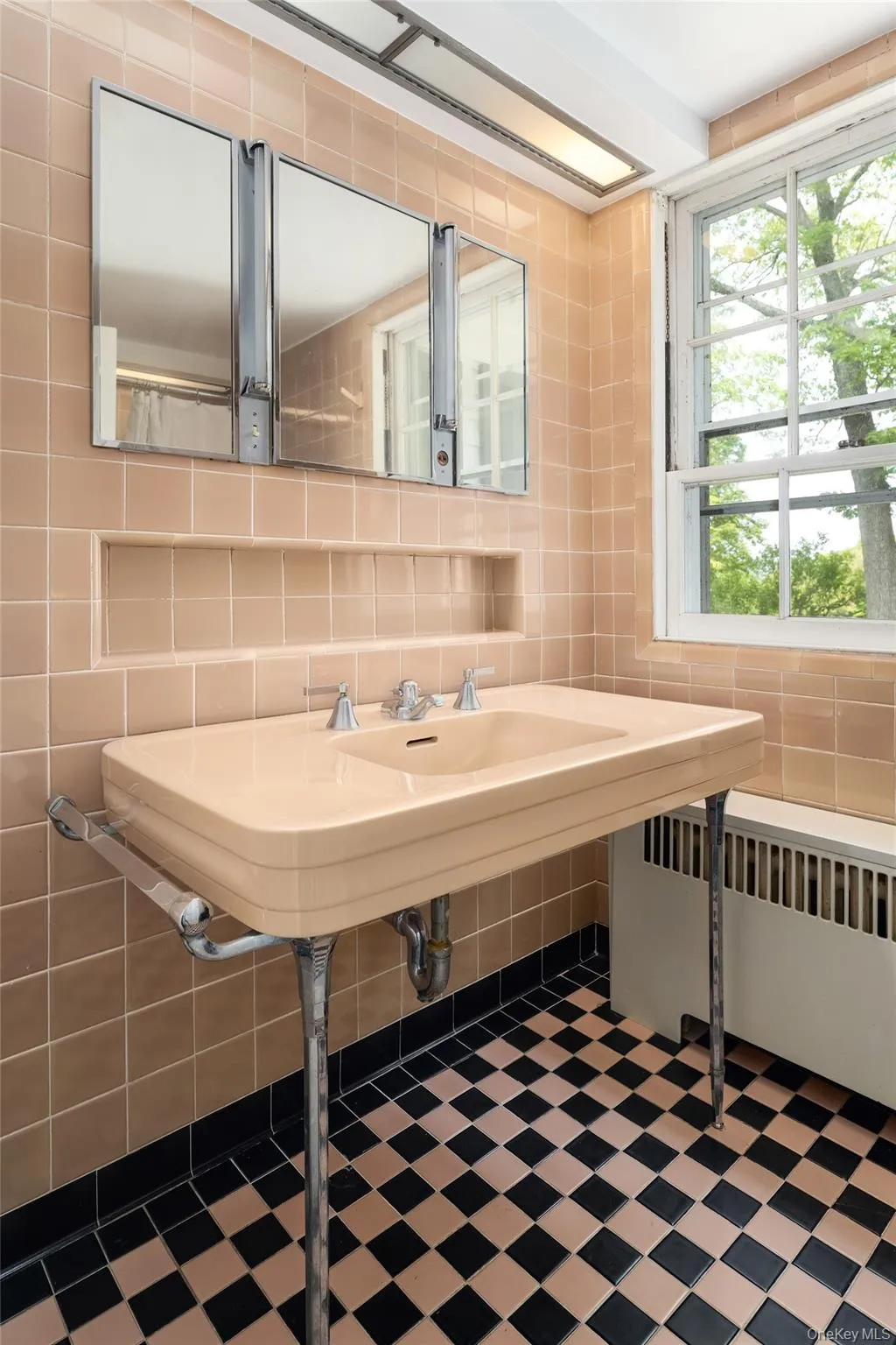 2125 Quaker Ridge Road, Cortlandt, NY, 6 Bedrooms Bedrooms, 16 Rooms Rooms,4 BathroomsBathrooms,Residential,For Rent,Quaker Ridge,0,1052259 2125 Quaker Ridge Road, Cortlandt, NY, 6 Bedrooms Bedrooms, 16 Rooms Rooms,4 BathroomsBathrooms,Residential,For Rent,Quaker Ridge,0,1052259