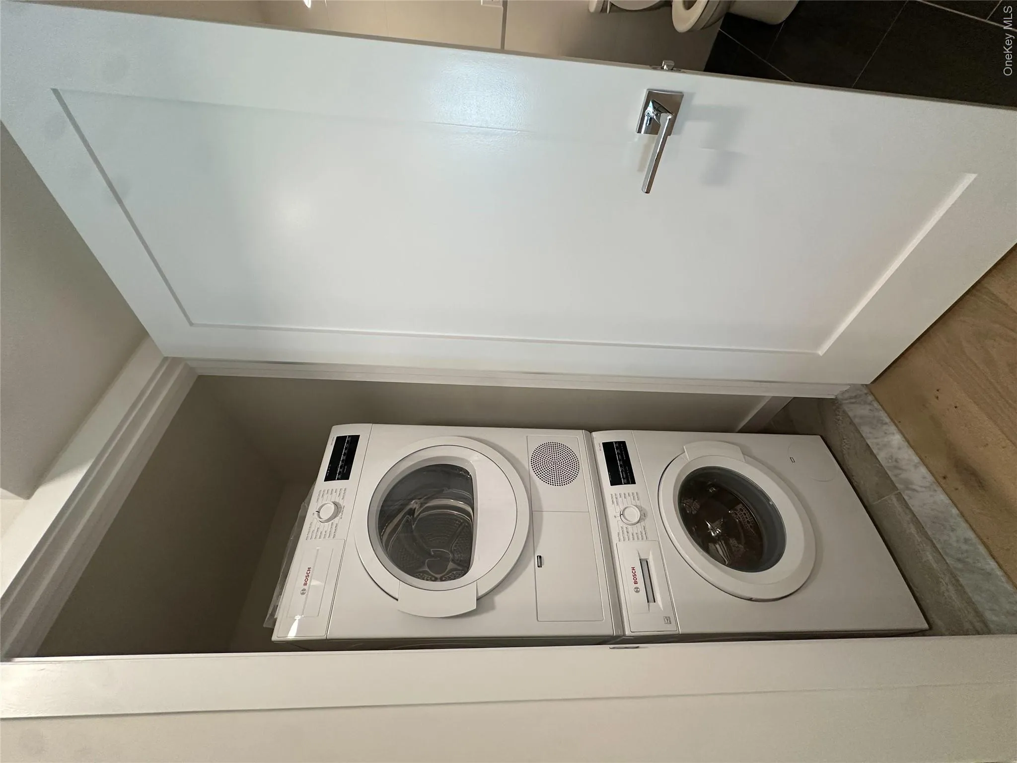 23-23 30th road, New York, NY, 1 Bedroom Bedrooms, 3 Room Rooms,1 BathroomBathrooms,Residential Lease,For Rent,30th road,0,1052264 23-23 30th road, New York, NY, 1 Bedroom Bedrooms, 3 Room Rooms,1 BathroomBathrooms,Residential Lease,For Rent,30th road,0,1052264