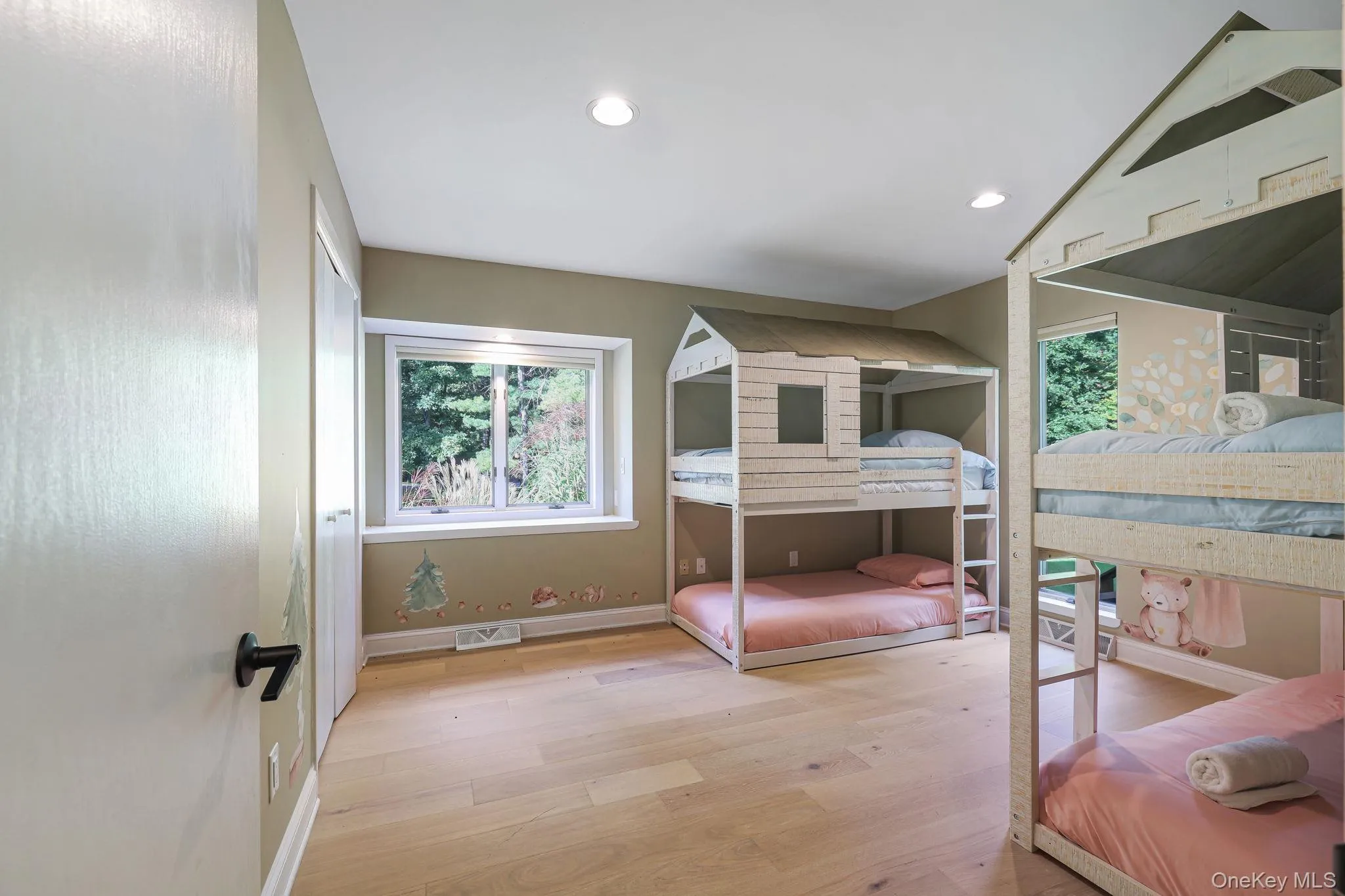 22 Lacatena Road, Shawangunk, NY, 5 Bedrooms Bedrooms, 18 Rooms Rooms,4 BathroomsBathrooms,Residential,For Rent,Lacatena,0,1052266 22 Lacatena Road, Shawangunk, NY, 5 Bedrooms Bedrooms, 18 Rooms Rooms,4 BathroomsBathrooms,Residential,For Rent,Lacatena,0,1052266