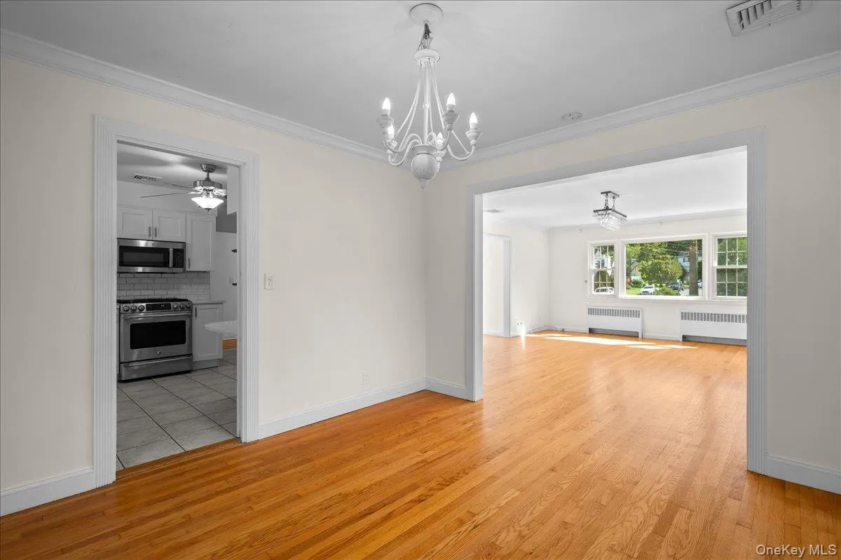 32 Dogwood Drive, Eastchester, NY, 5 Bedrooms Bedrooms, 12 Rooms Rooms,3 BathroomsBathrooms,Residential,For Rent,Dogwood,0,1052267 32 Dogwood Drive, Eastchester, NY, 5 Bedrooms Bedrooms, 12 Rooms Rooms,3 BathroomsBathrooms,Residential,For Rent,Dogwood,0,1052267