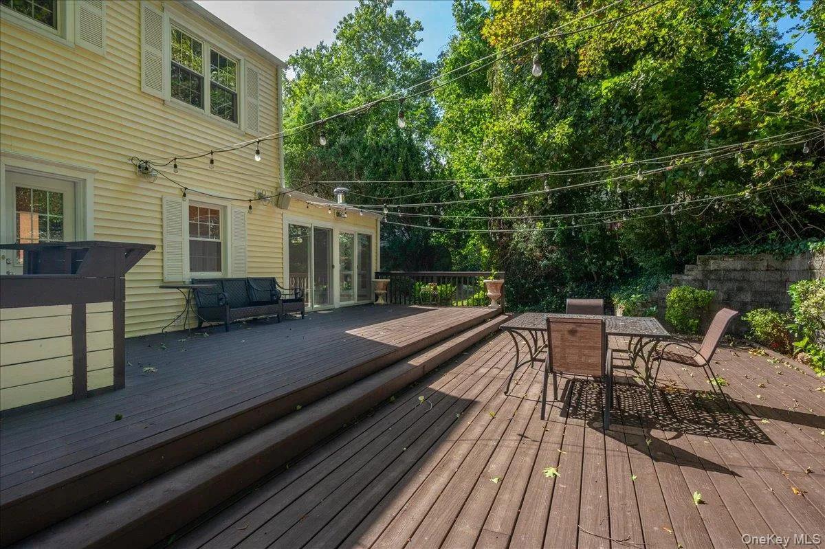 32 Dogwood Drive, Eastchester, NY, 5 Bedrooms Bedrooms, 12 Rooms Rooms,3 BathroomsBathrooms,Residential,For Rent,Dogwood,0,1052267 32 Dogwood Drive, Eastchester, NY, 5 Bedrooms Bedrooms, 12 Rooms Rooms,3 BathroomsBathrooms,Residential,For Rent,Dogwood,0,1052267