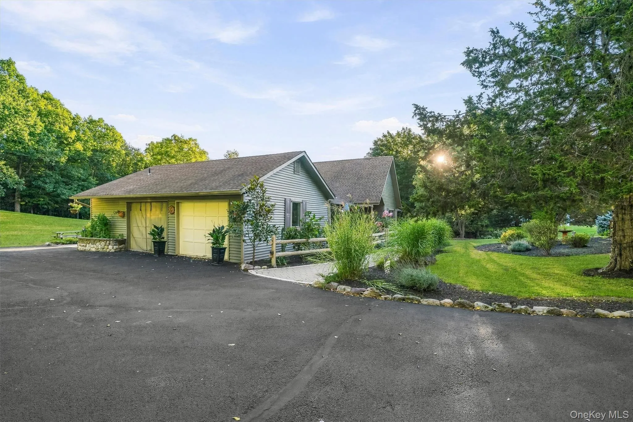 12 Whitefield Avenue, Warwick (town), NY, 3 Bedrooms Bedrooms, 10 Rooms Rooms,2 BathroomsBathrooms,Residential,For Rent,Whitefield,0,1052271 12 Whitefield Avenue, Warwick (town), NY, 3 Bedrooms Bedrooms, 10 Rooms Rooms,2 BathroomsBathrooms,Residential,For Rent,Whitefield,0,1052271