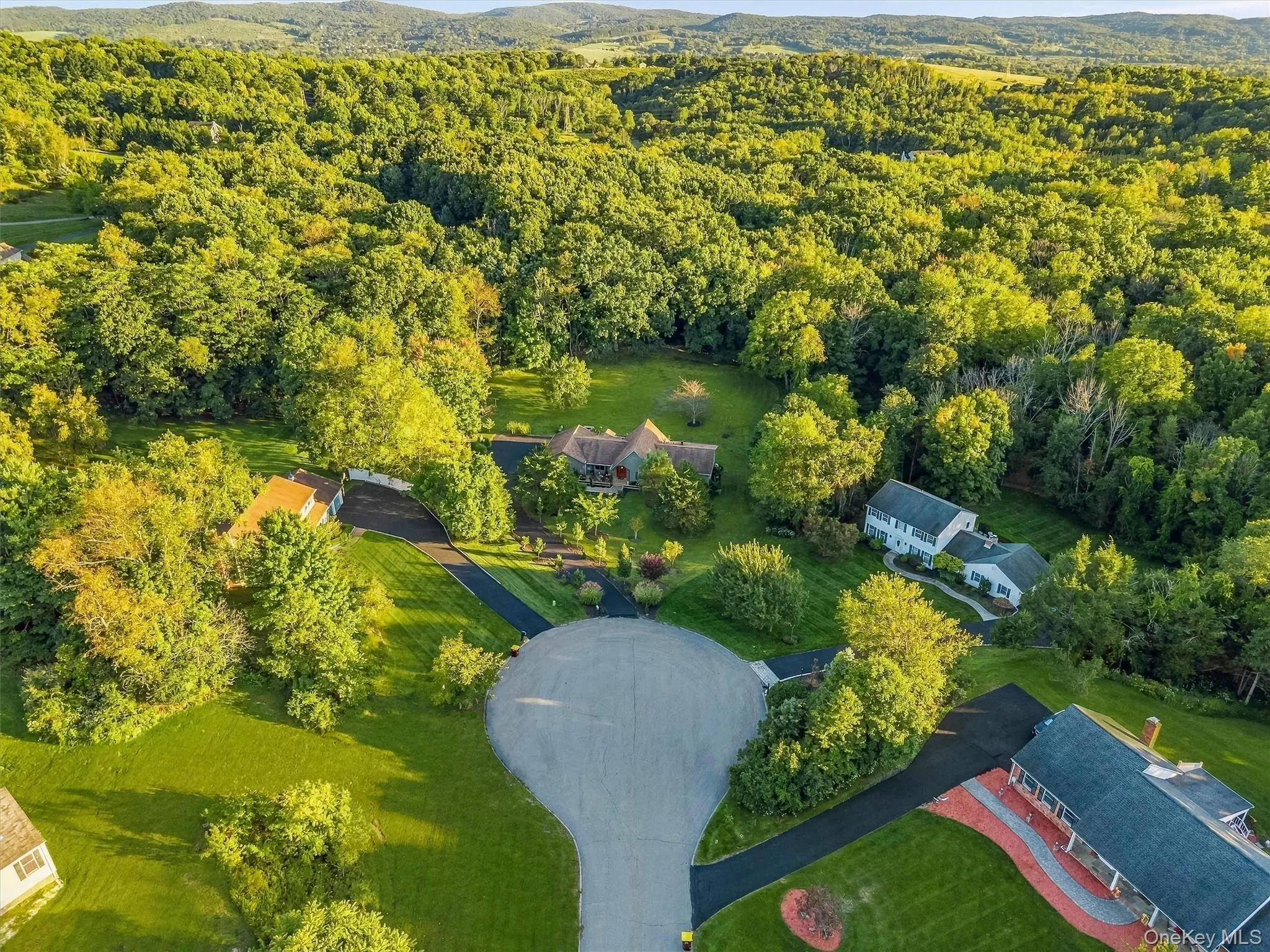12 Whitefield Avenue, Warwick (town), NY, 3 Bedrooms Bedrooms, 10 Rooms Rooms,2 BathroomsBathrooms,Residential,For Rent,Whitefield,0,1052271 12 Whitefield Avenue, Warwick (town), NY, 3 Bedrooms Bedrooms, 10 Rooms Rooms,2 BathroomsBathrooms,Residential,For Rent,Whitefield,0,1052271