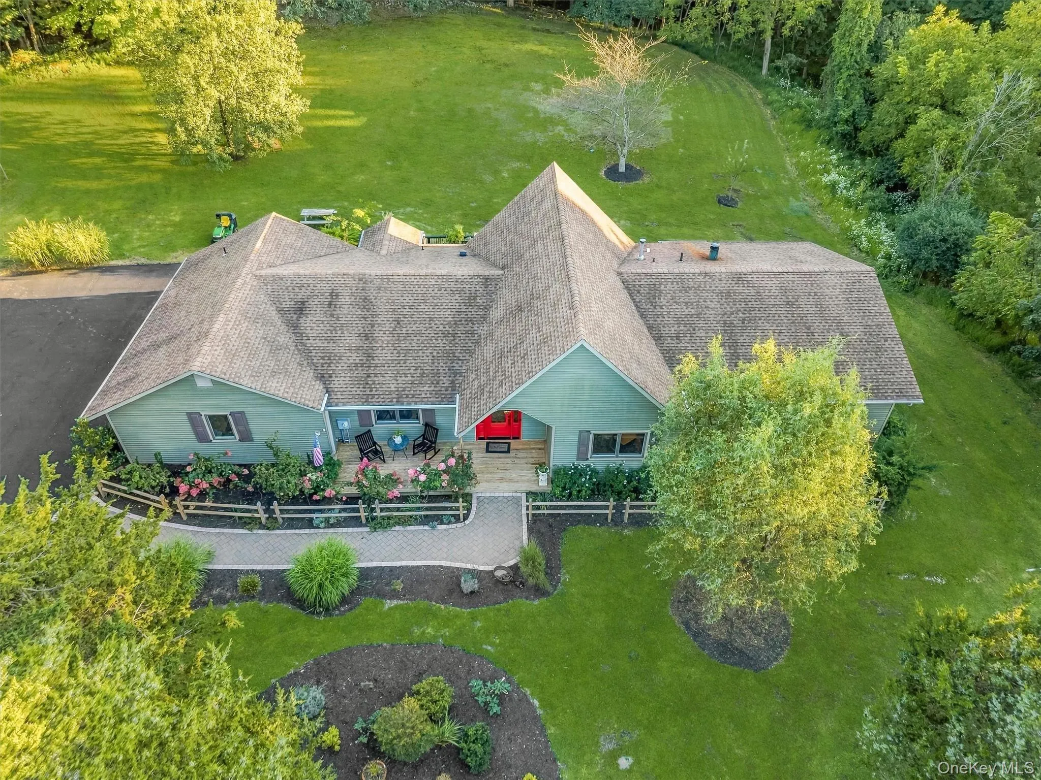 12 Whitefield Avenue, Warwick (town), NY, 3 Bedrooms Bedrooms, 10 Rooms Rooms,2 BathroomsBathrooms,Residential,For Rent,Whitefield,0,1052271 12 Whitefield Avenue, Warwick (town), NY, 3 Bedrooms Bedrooms, 10 Rooms Rooms,2 BathroomsBathrooms,Residential,For Rent,Whitefield,0,1052271