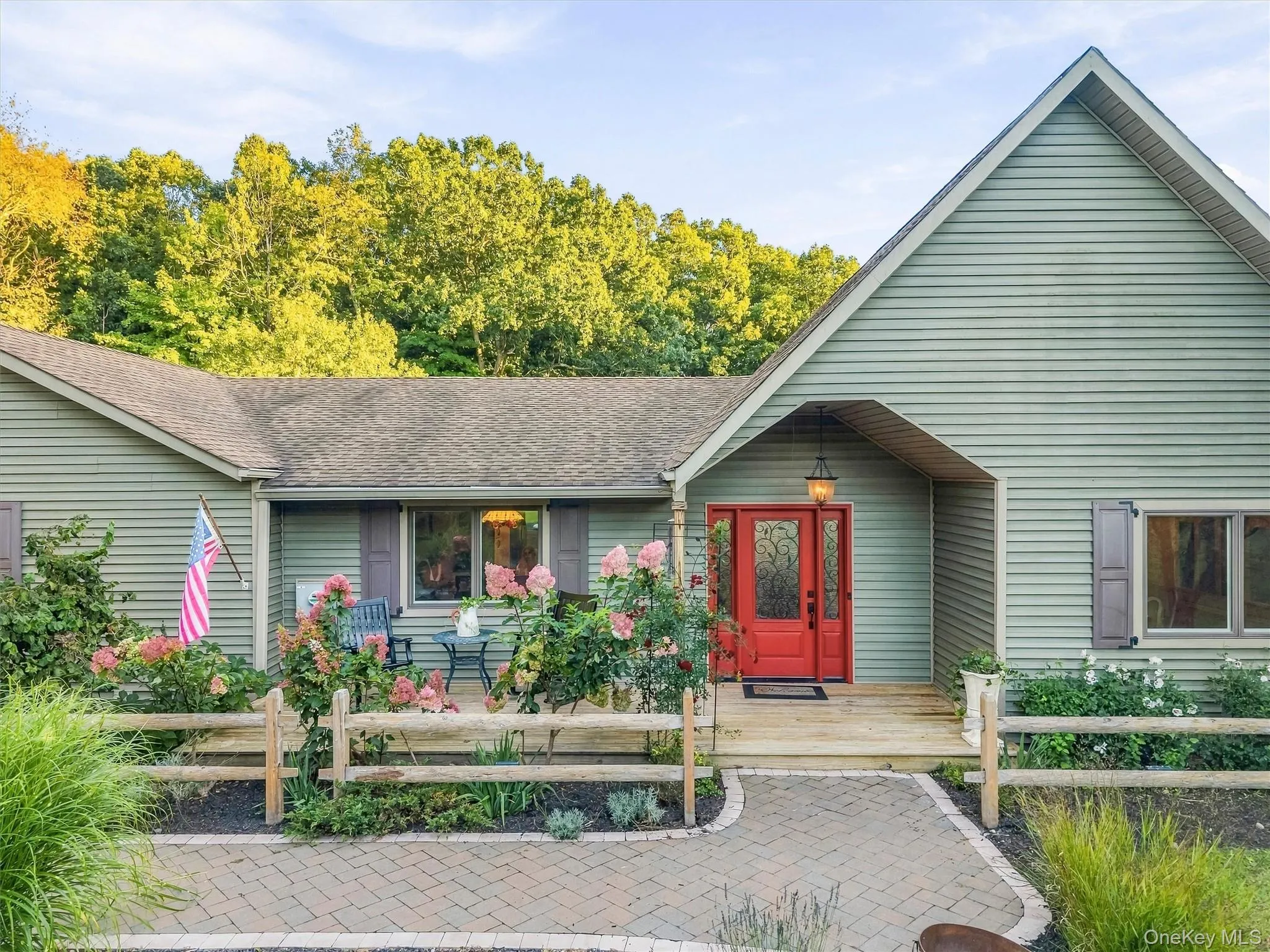 12 Whitefield Avenue, Warwick (town), NY, 3 Bedrooms Bedrooms, 10 Rooms Rooms,2 BathroomsBathrooms,Residential,For Rent,Whitefield,0,1052271 12 Whitefield Avenue, Warwick (town), NY, 3 Bedrooms Bedrooms, 10 Rooms Rooms,2 BathroomsBathrooms,Residential,For Rent,Whitefield,0,1052271