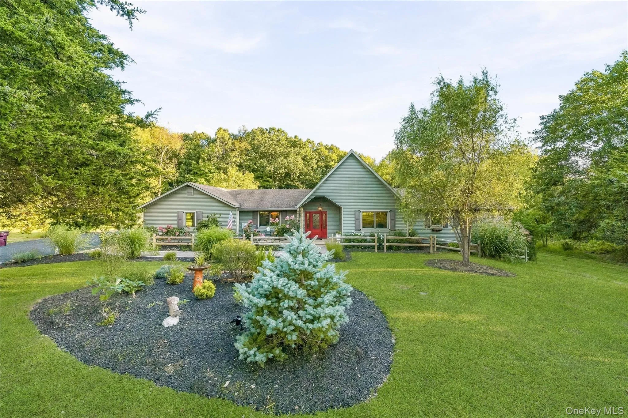 12 Whitefield Avenue, Warwick (town), NY, 3 Bedrooms Bedrooms, 10 Rooms Rooms,2 BathroomsBathrooms,Residential,For Rent,Whitefield,0,1052271 12 Whitefield Avenue, Warwick (town), NY, 3 Bedrooms Bedrooms, 10 Rooms Rooms,2 BathroomsBathrooms,Residential,For Rent,Whitefield,0,1052271