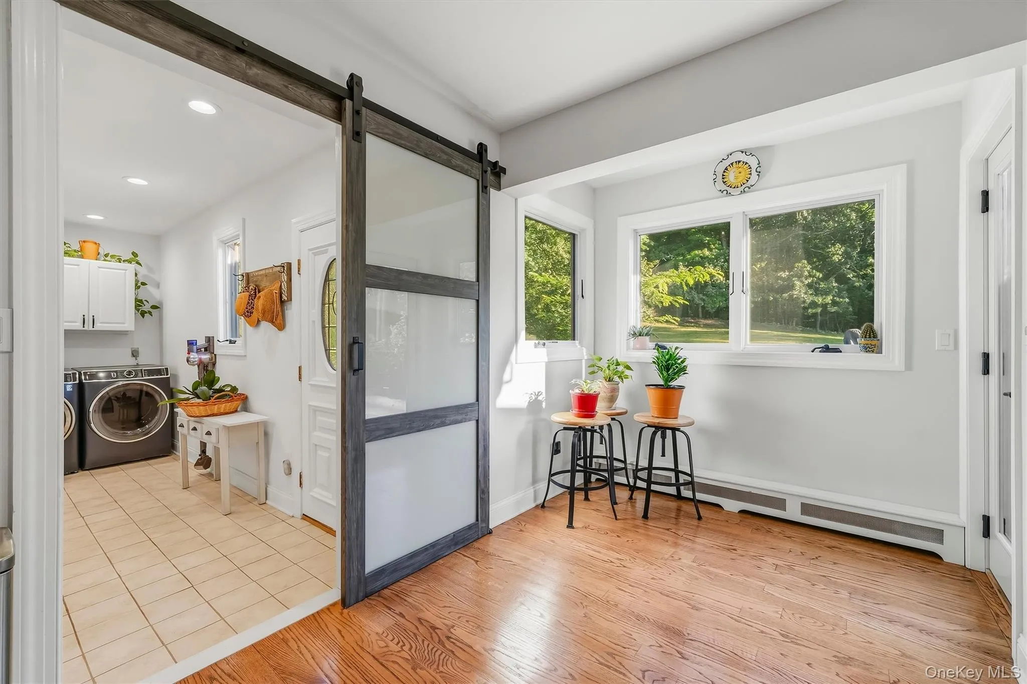 12 Whitefield Avenue, Warwick (town), NY, 3 Bedrooms Bedrooms, 10 Rooms Rooms,2 BathroomsBathrooms,Residential,For Rent,Whitefield,0,1052271 12 Whitefield Avenue, Warwick (town), NY, 3 Bedrooms Bedrooms, 10 Rooms Rooms,2 BathroomsBathrooms,Residential,For Rent,Whitefield,0,1052271