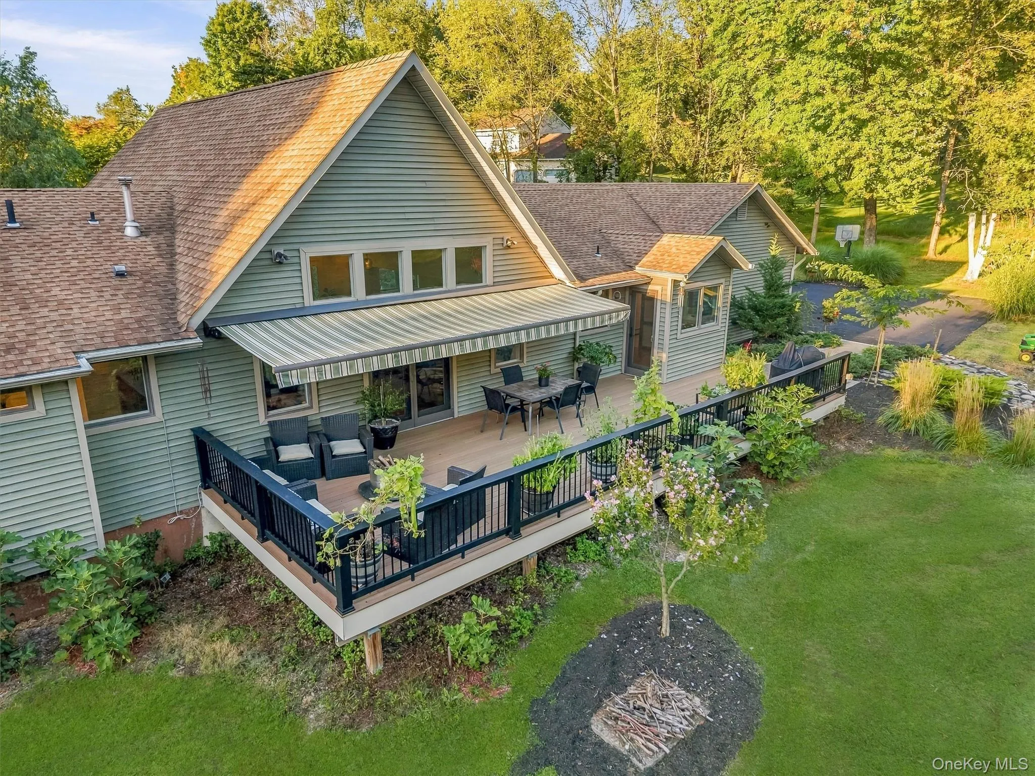 12 Whitefield Avenue, Warwick (town), NY, 3 Bedrooms Bedrooms, 10 Rooms Rooms,2 BathroomsBathrooms,Residential,For Rent,Whitefield,0,1052271 12 Whitefield Avenue, Warwick (town), NY, 3 Bedrooms Bedrooms, 10 Rooms Rooms,2 BathroomsBathrooms,Residential,For Rent,Whitefield,0,1052271